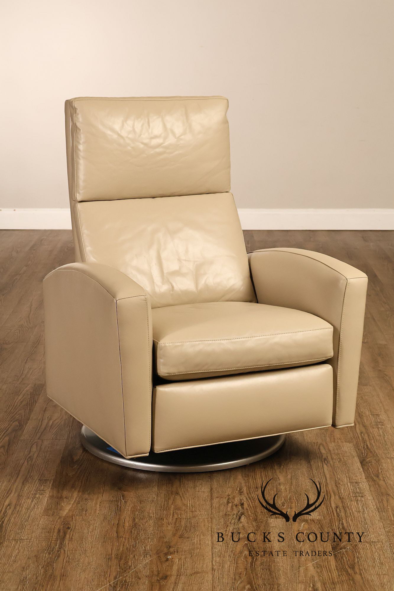 Hancock & Moore Pair of Leather Milo Power Recliners