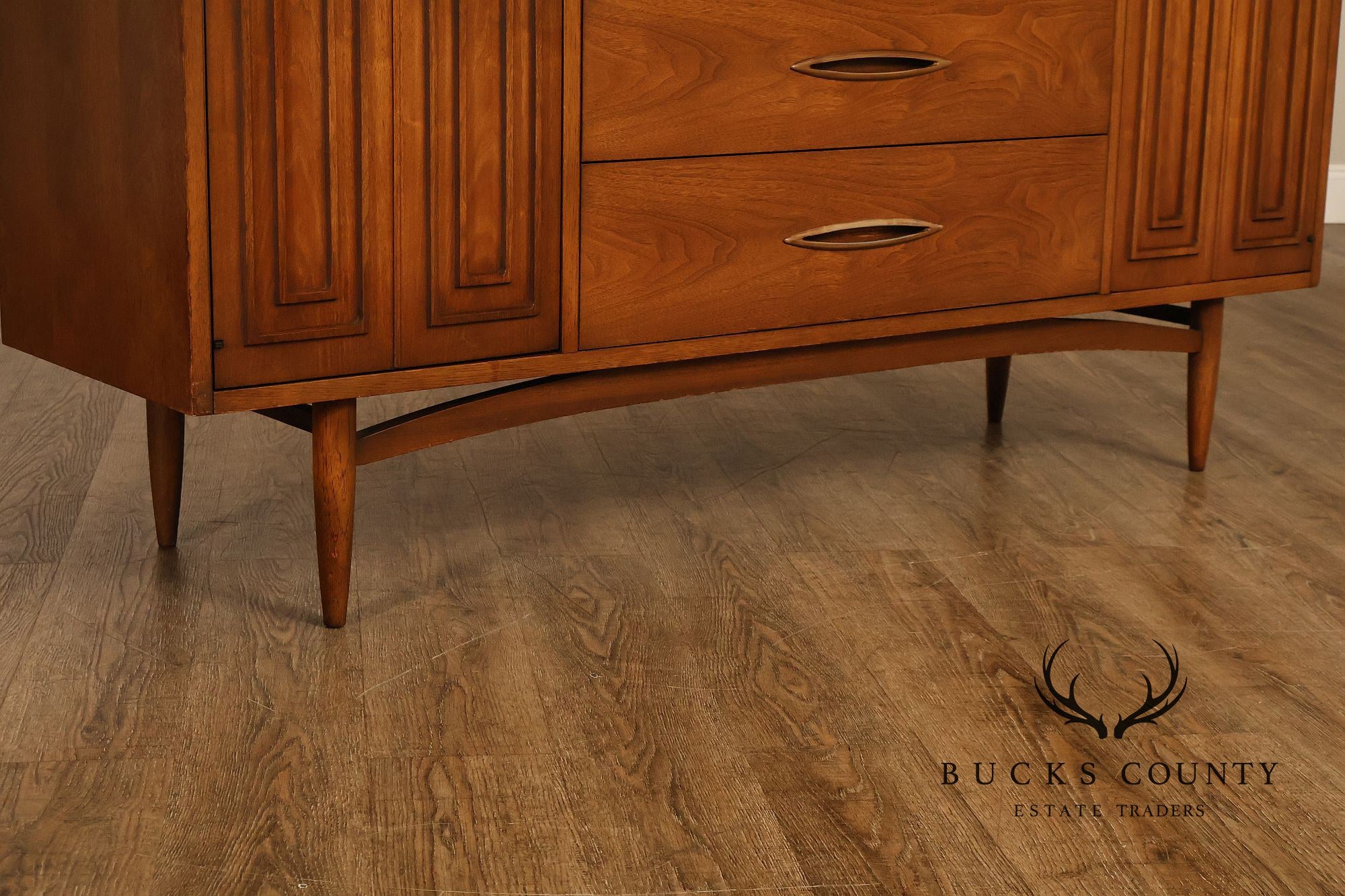 Broyhill 'Sculptra' Mid Century Modern Walnut Sideboard
