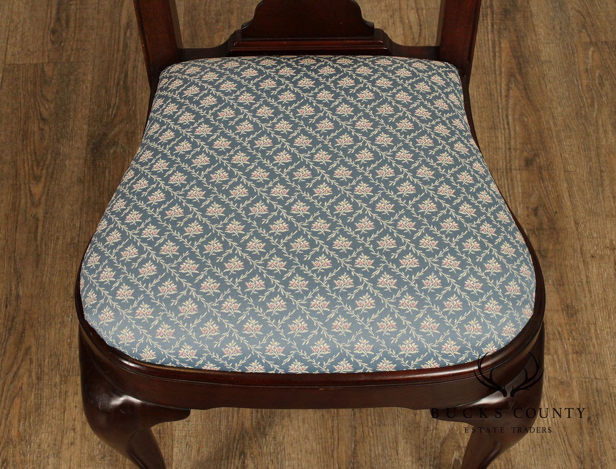 Stickley Queen Anne Style Set of Eight Mahogany Dining Chairs