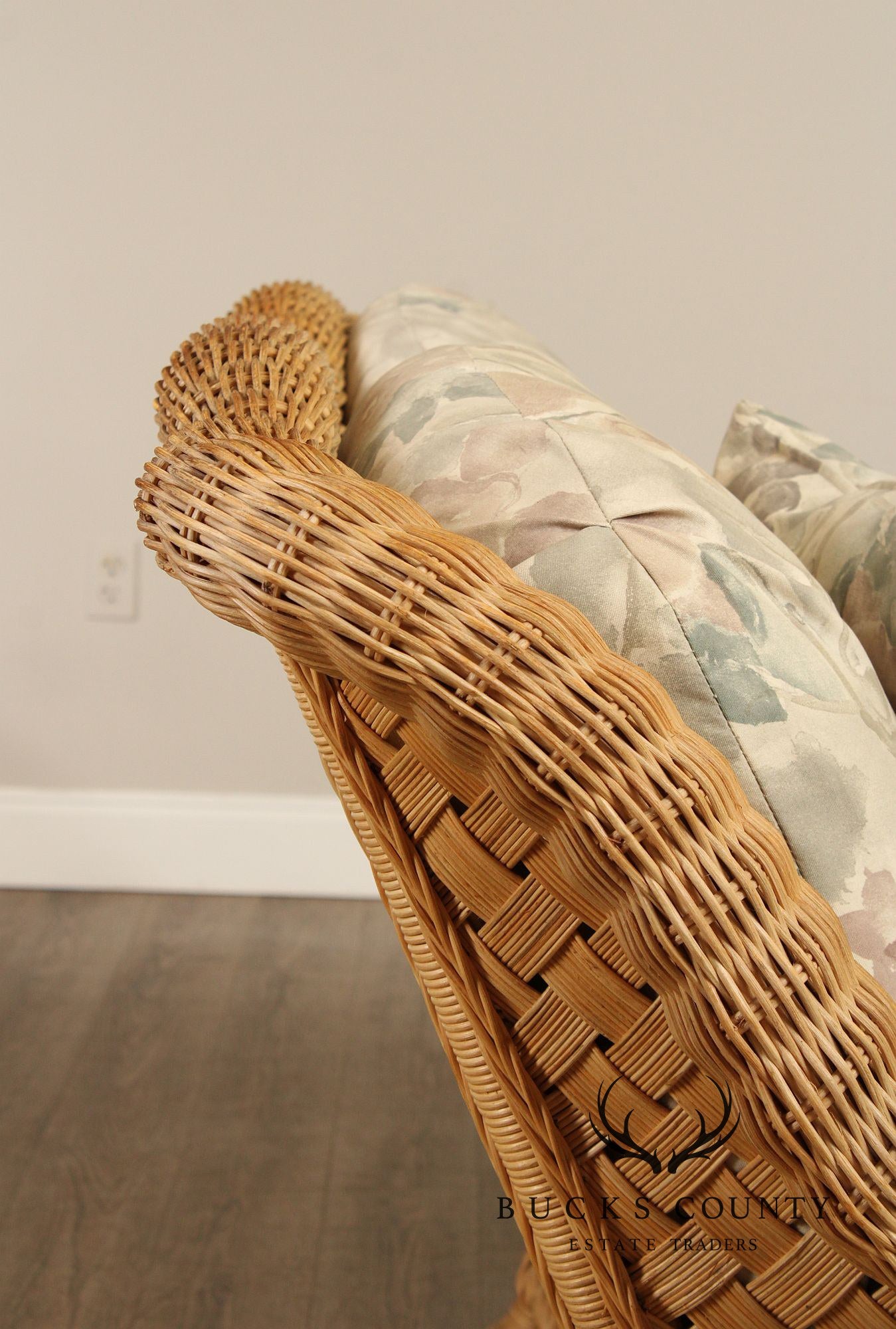 Quality Vintage Wicker Loveseat Sofa