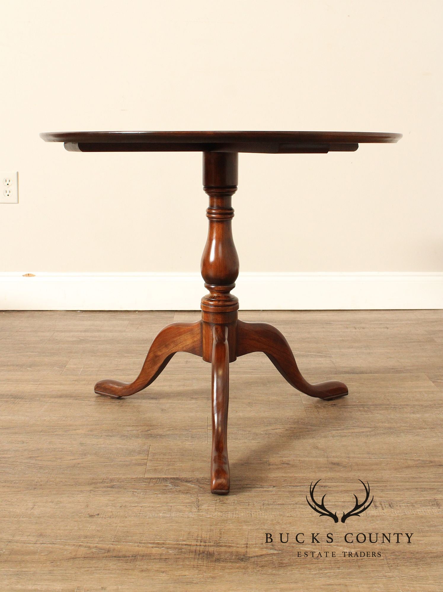 Harden Traditional Cherry Round Top Side Table