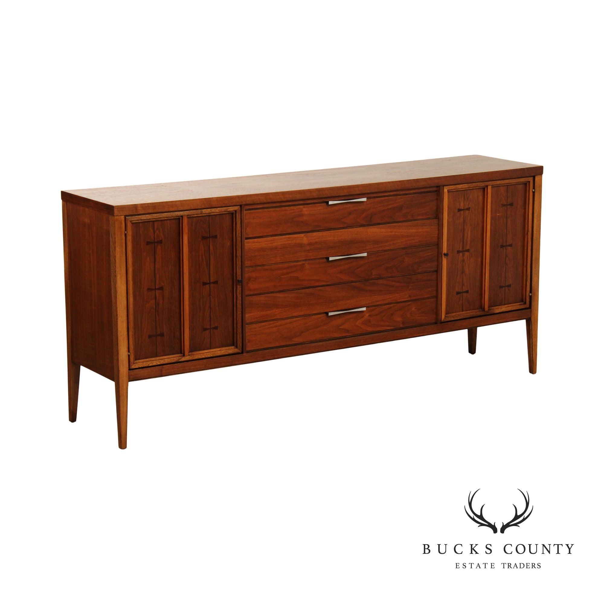 Lane 'Tuxedo' Mid Century Modern Walnut Sideboard