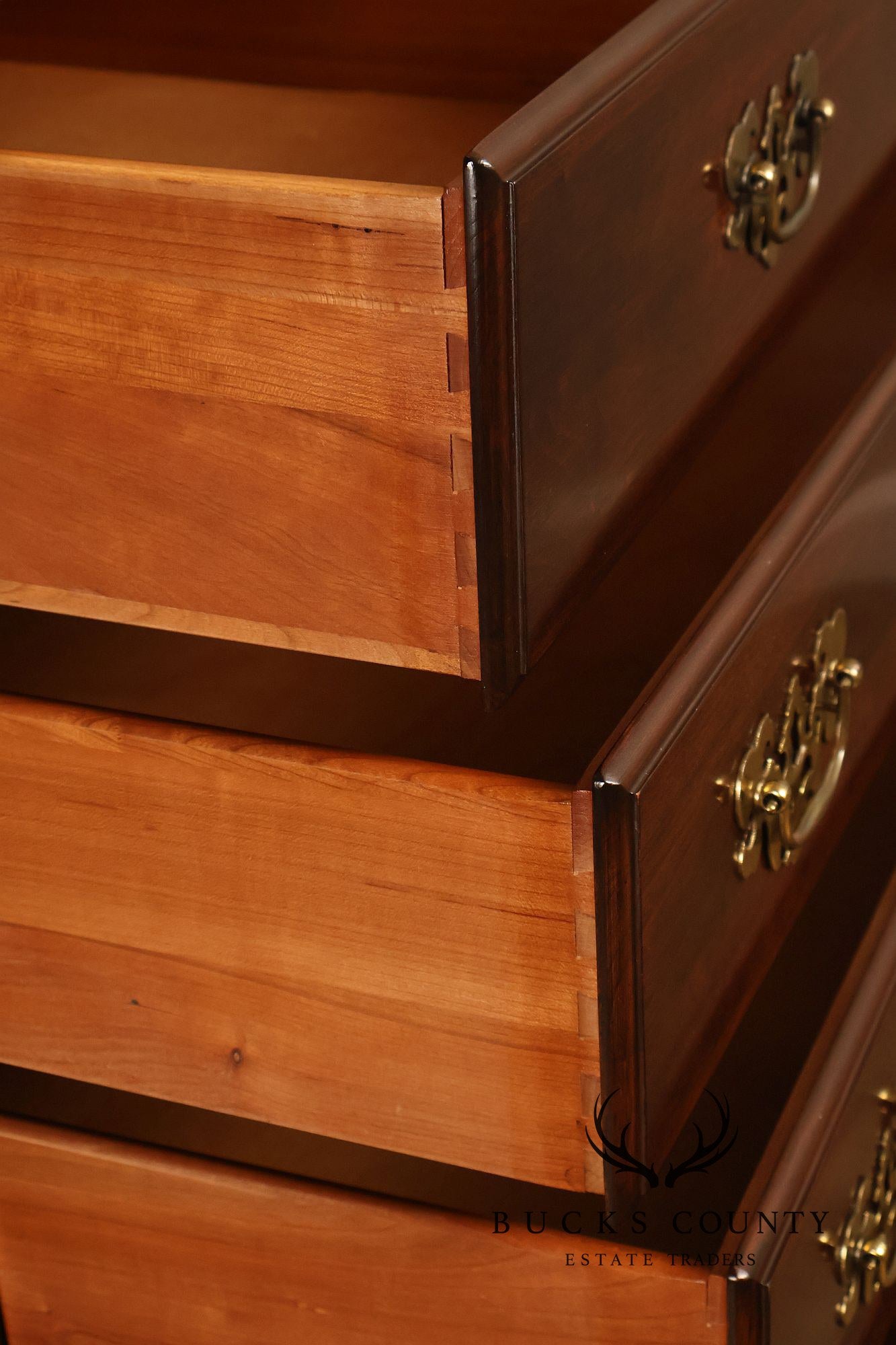 Ethan Allen 'Georgian Court' Cherry Chest on Chest