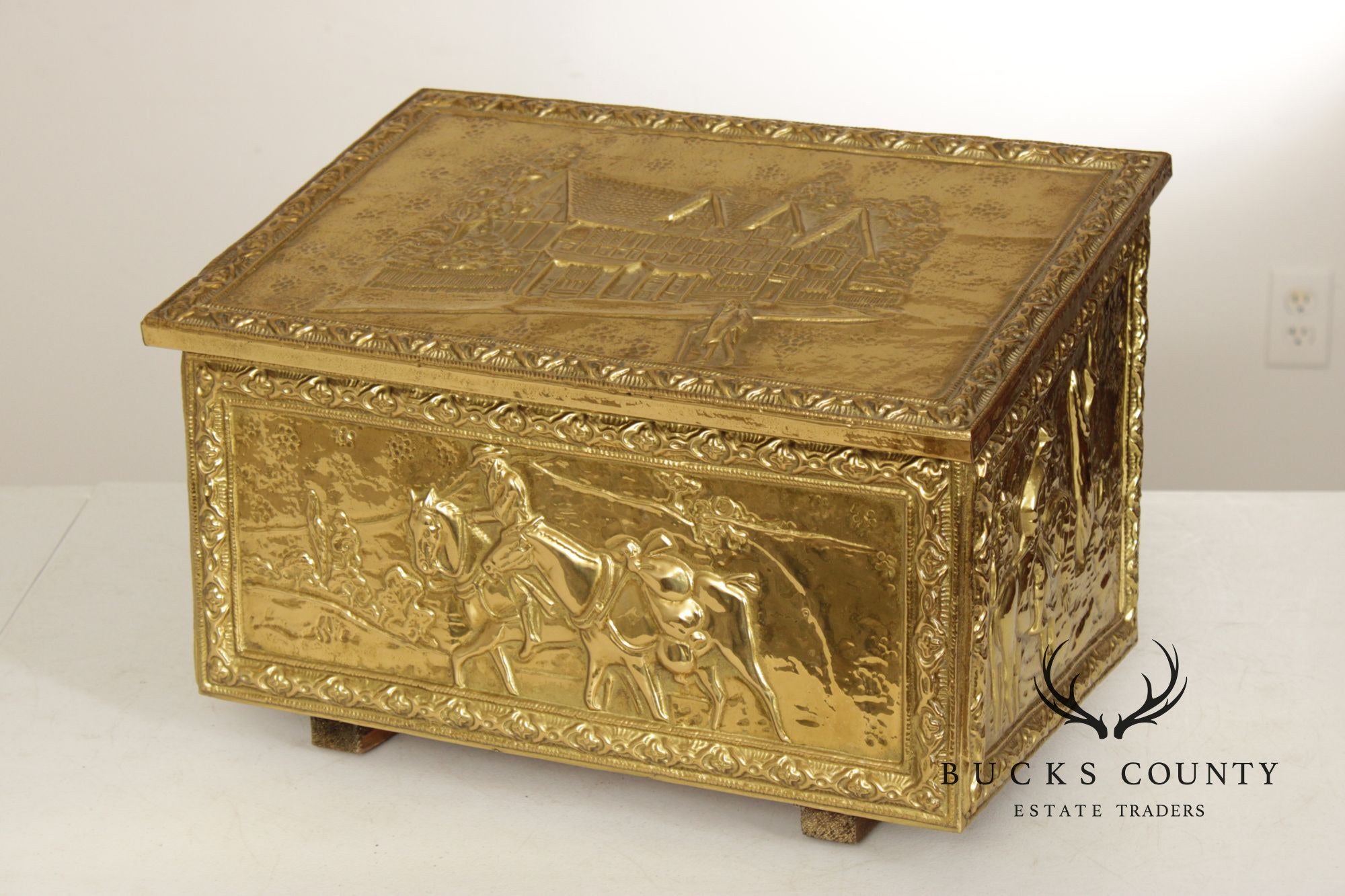 Vintage English Brass Coal or Wood Box