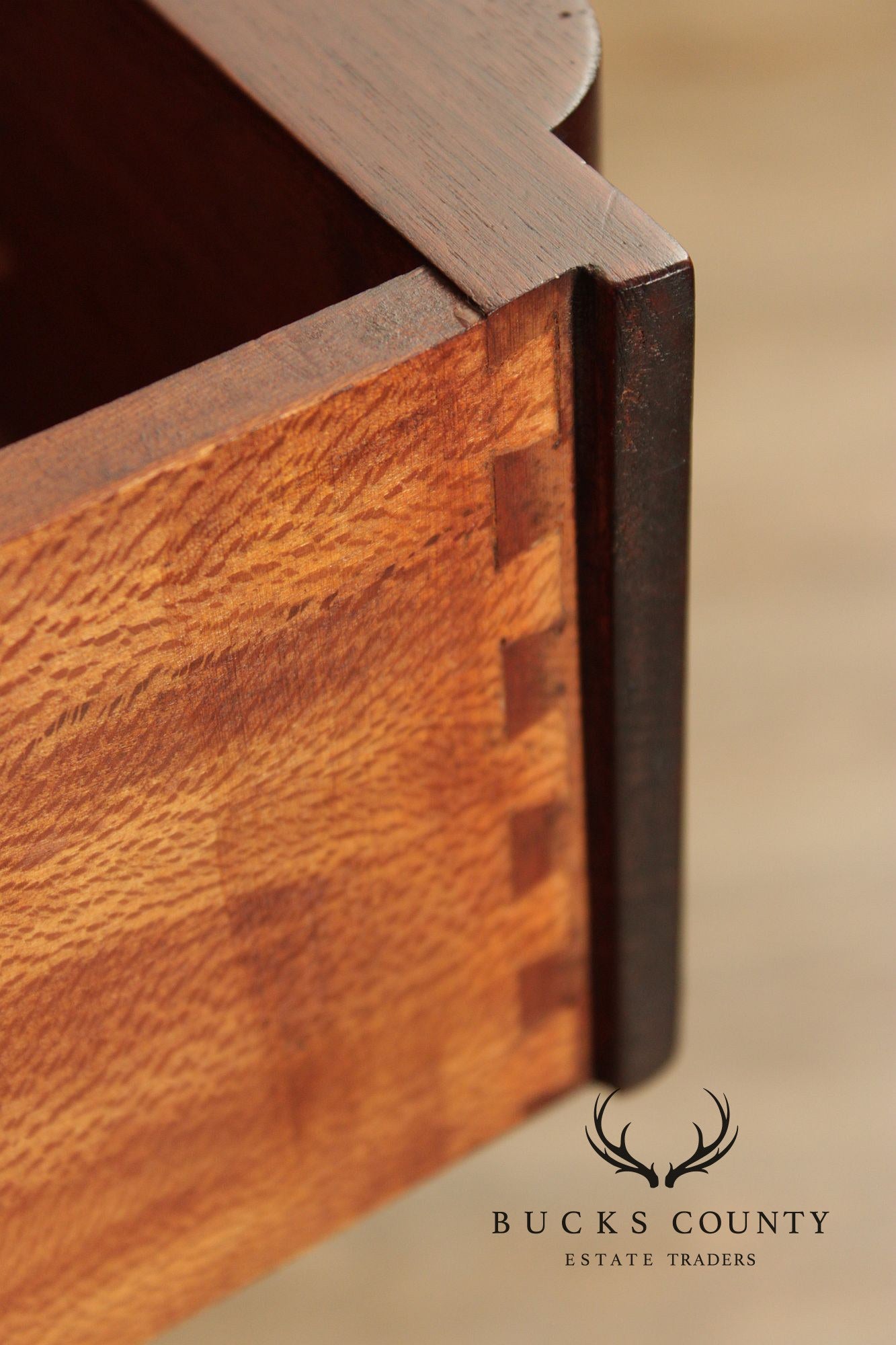 Kindel Chippendale Style Mahogany Blockfront Chest