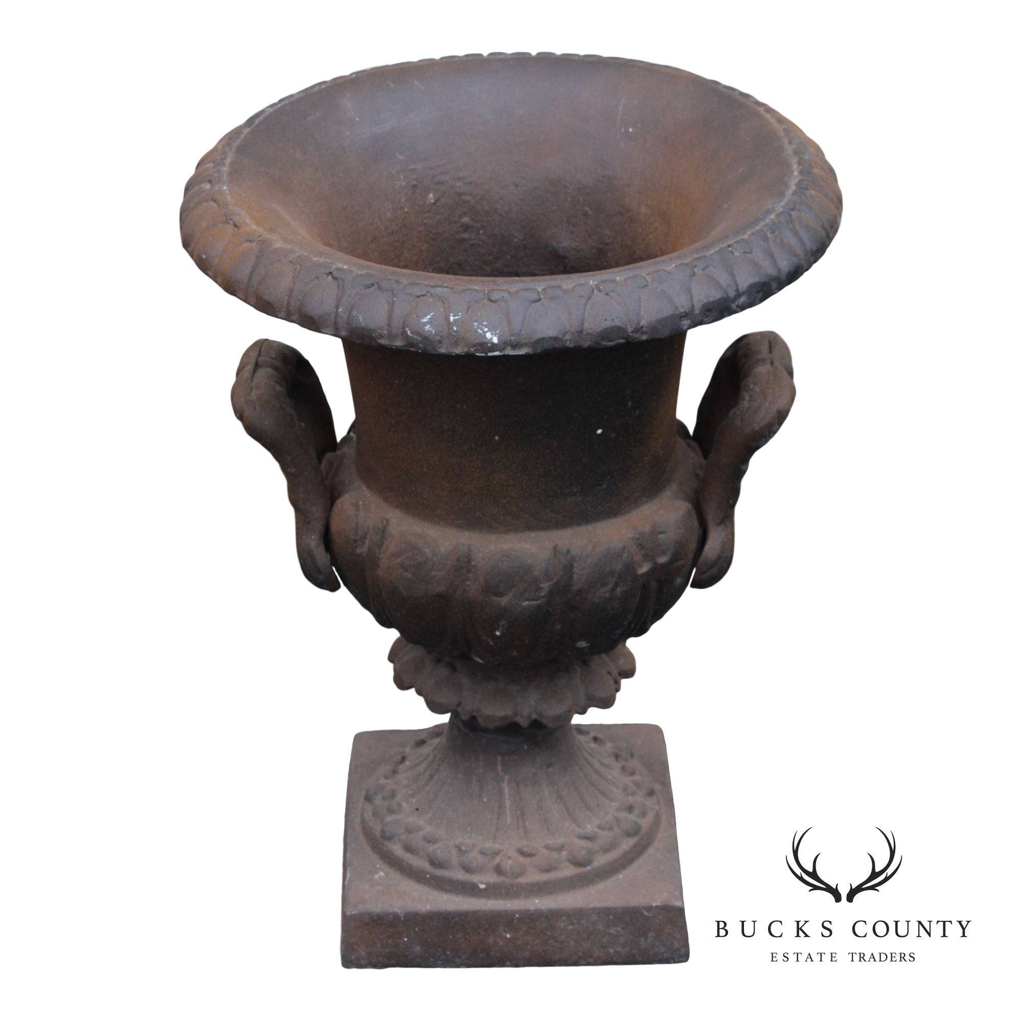 Classical Style Vintage Cast Iron Outdoor Garden Urn Planter