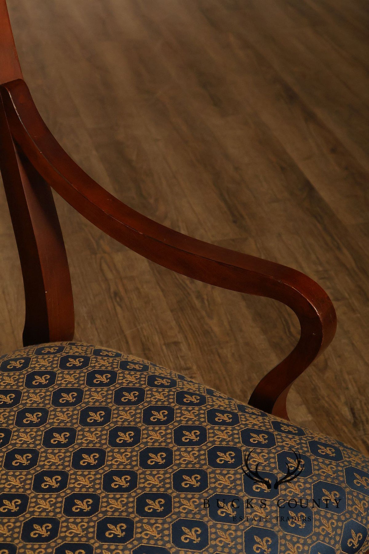 Ethan Allen British Classics Collection Set of Eight Dining Chairs