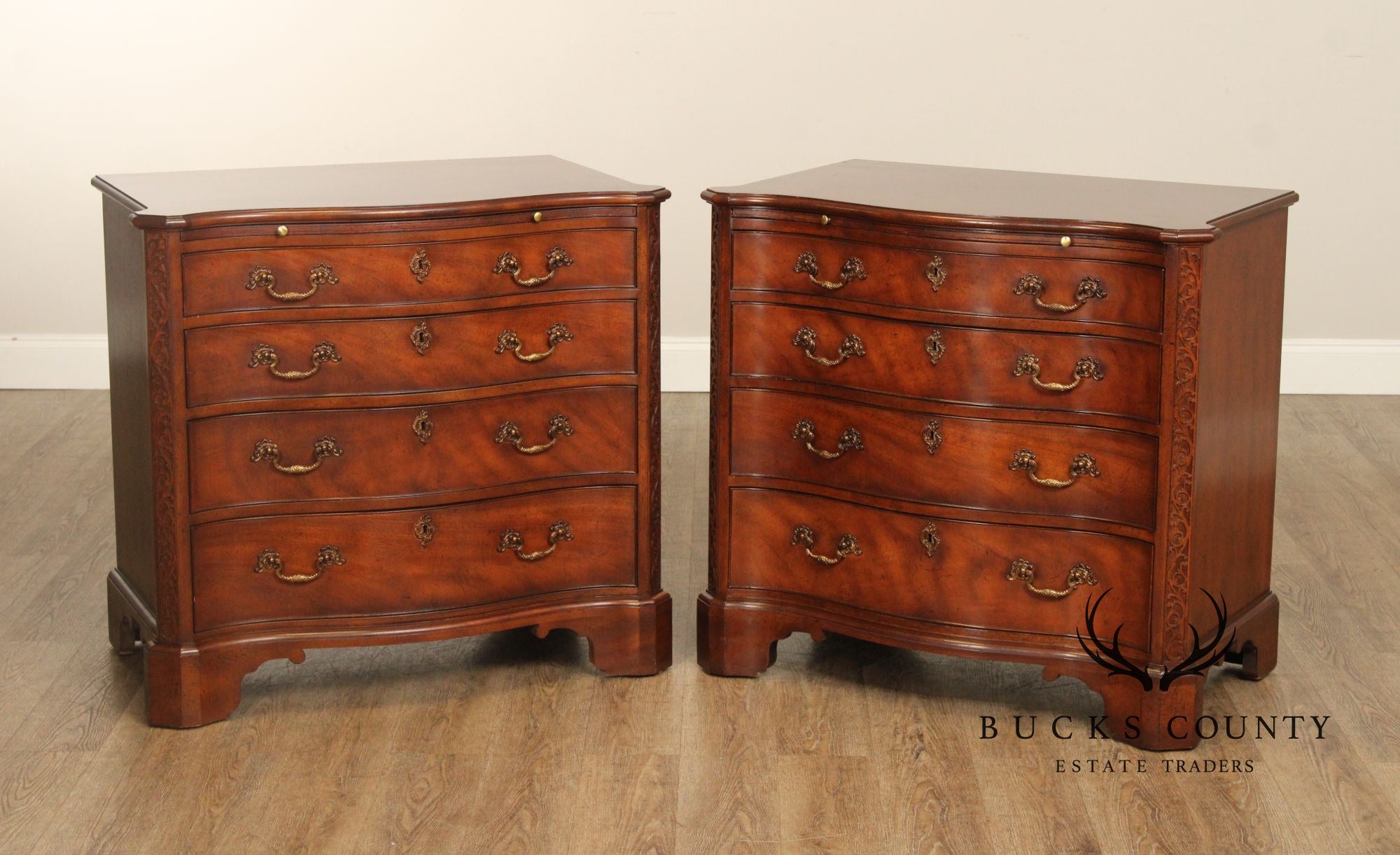 Baker Furniture Georgian Style Pair of Mahogany Chests