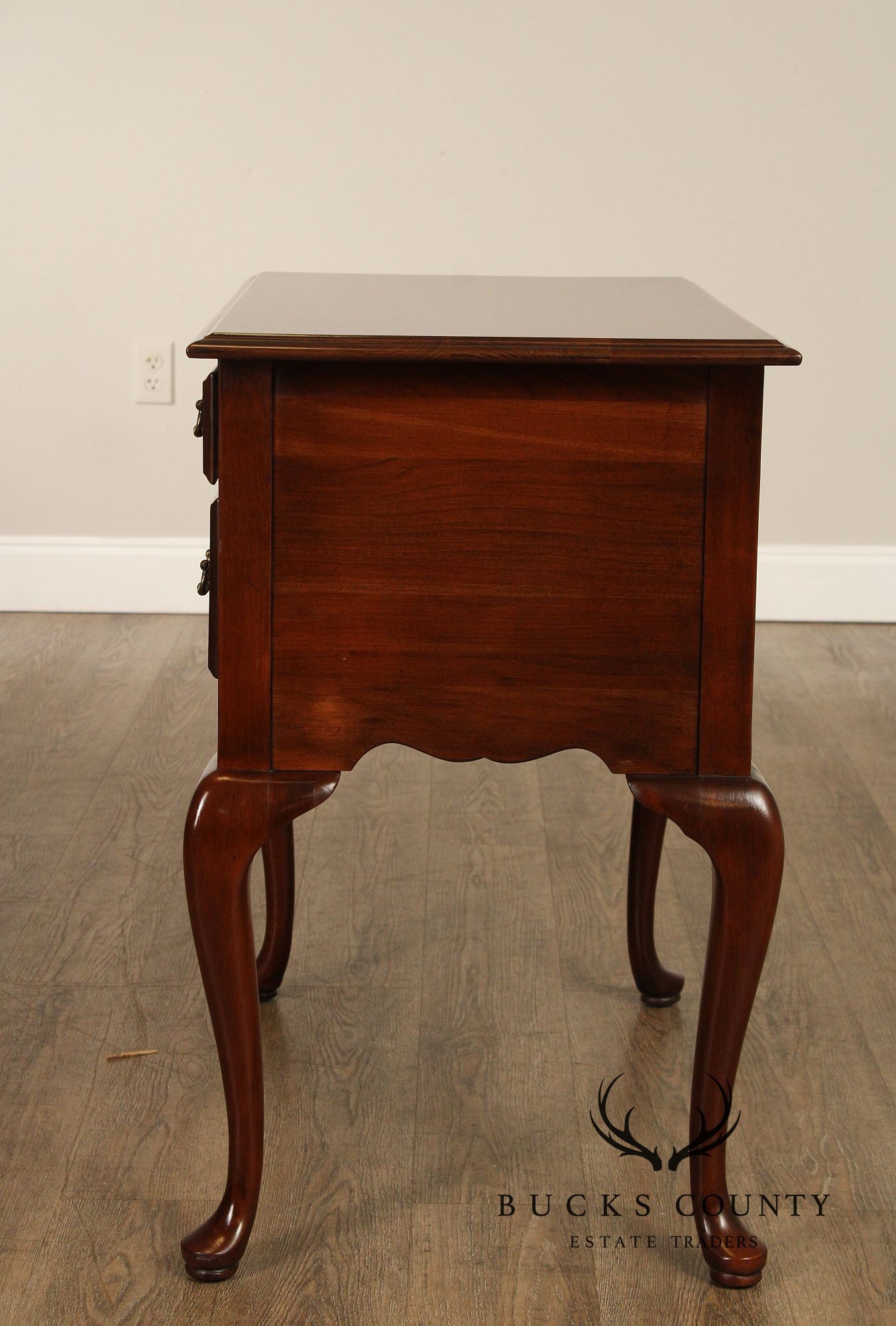 Harden Queen Anne Style Cherry Lowboy