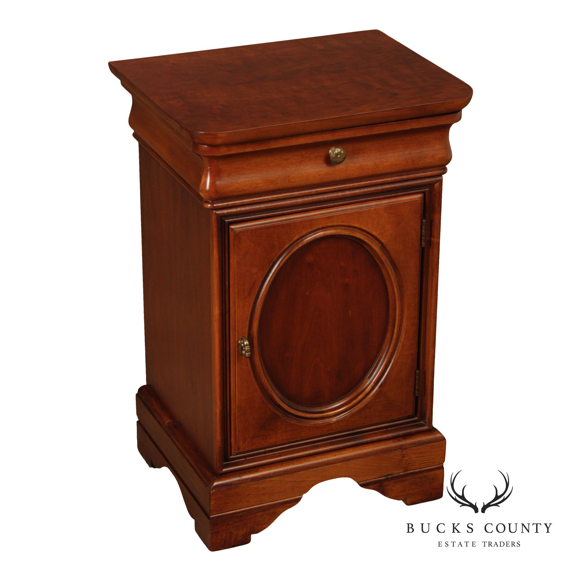 Lexington Furniture 'Chez Michelle' Bedside Cabinet Nightstand