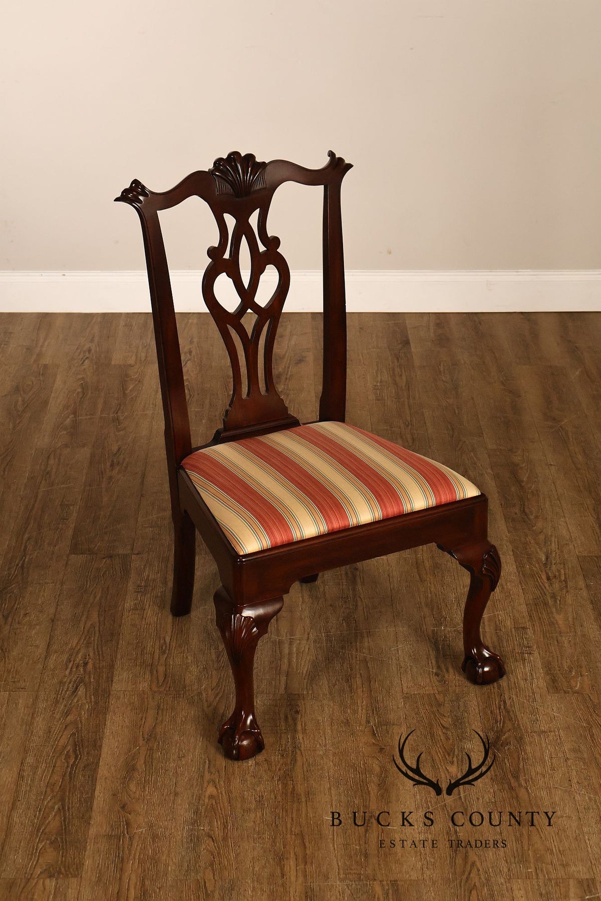 Henkel Harris Set Of Eight Chippendale Mahogany Dining Chairs