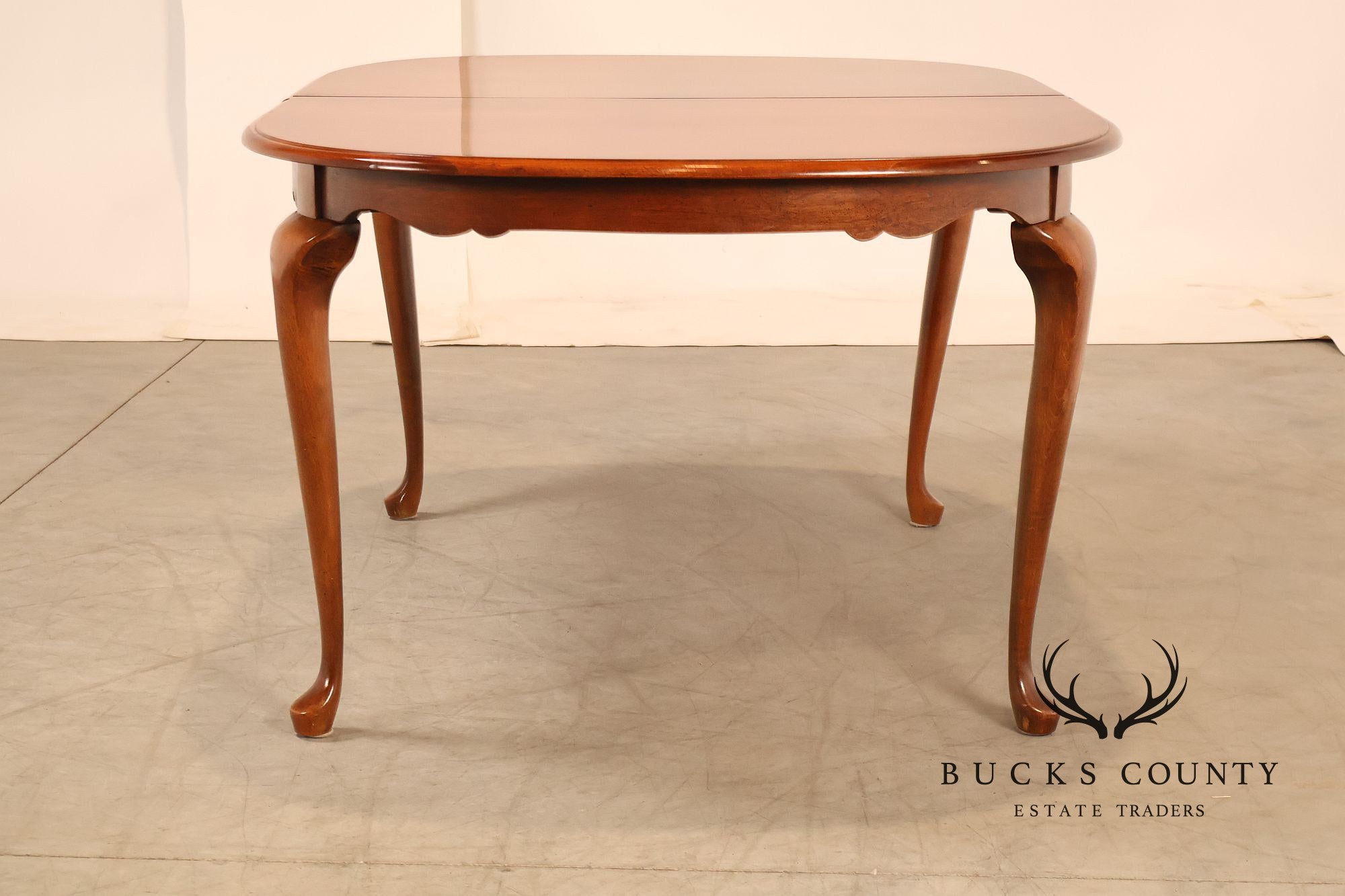 American Drew Traditional Cherry Dining Table With Two Leaves