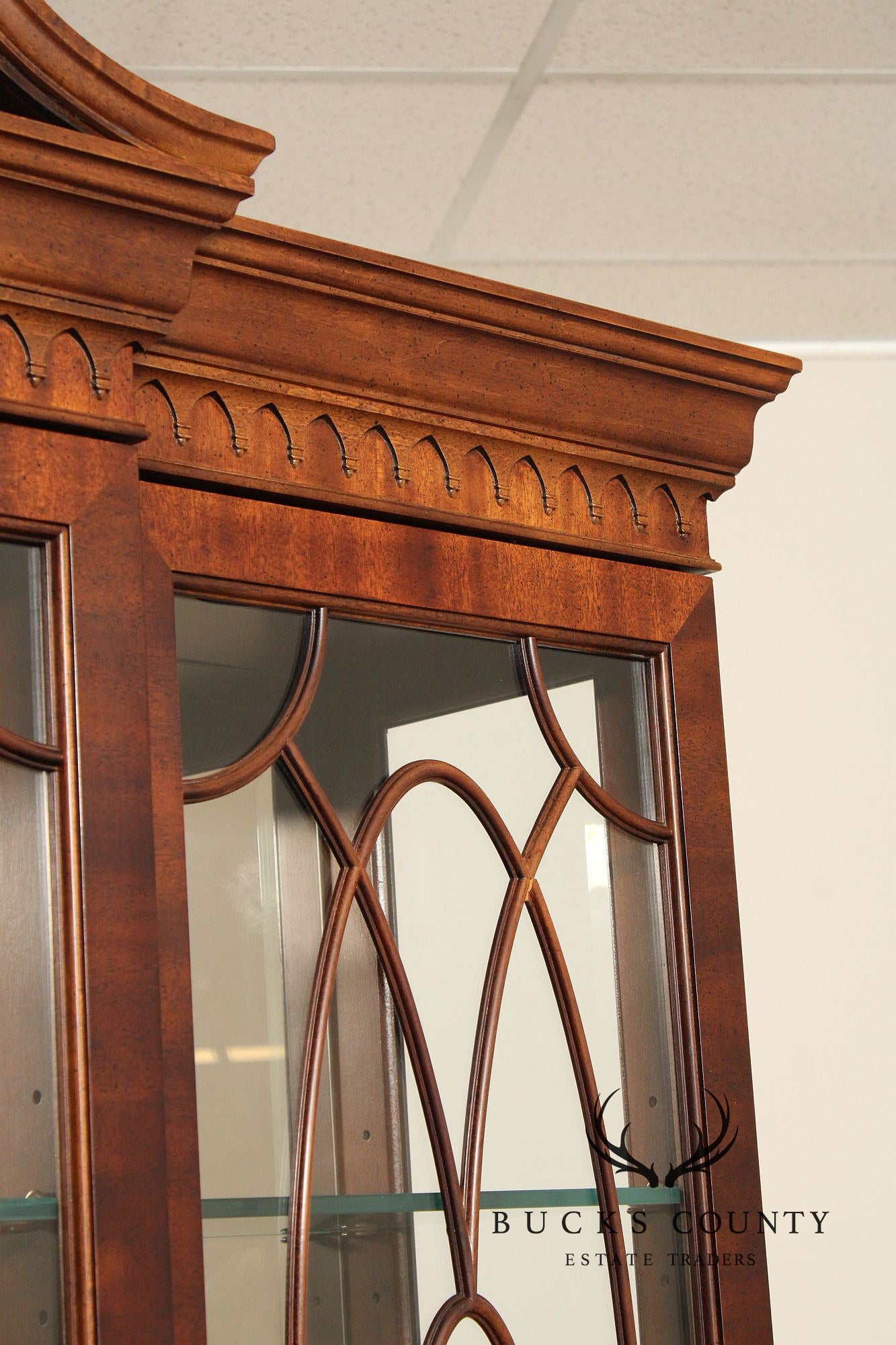 Henredon 'Rittenhouse Square' Mahogany Breakfront