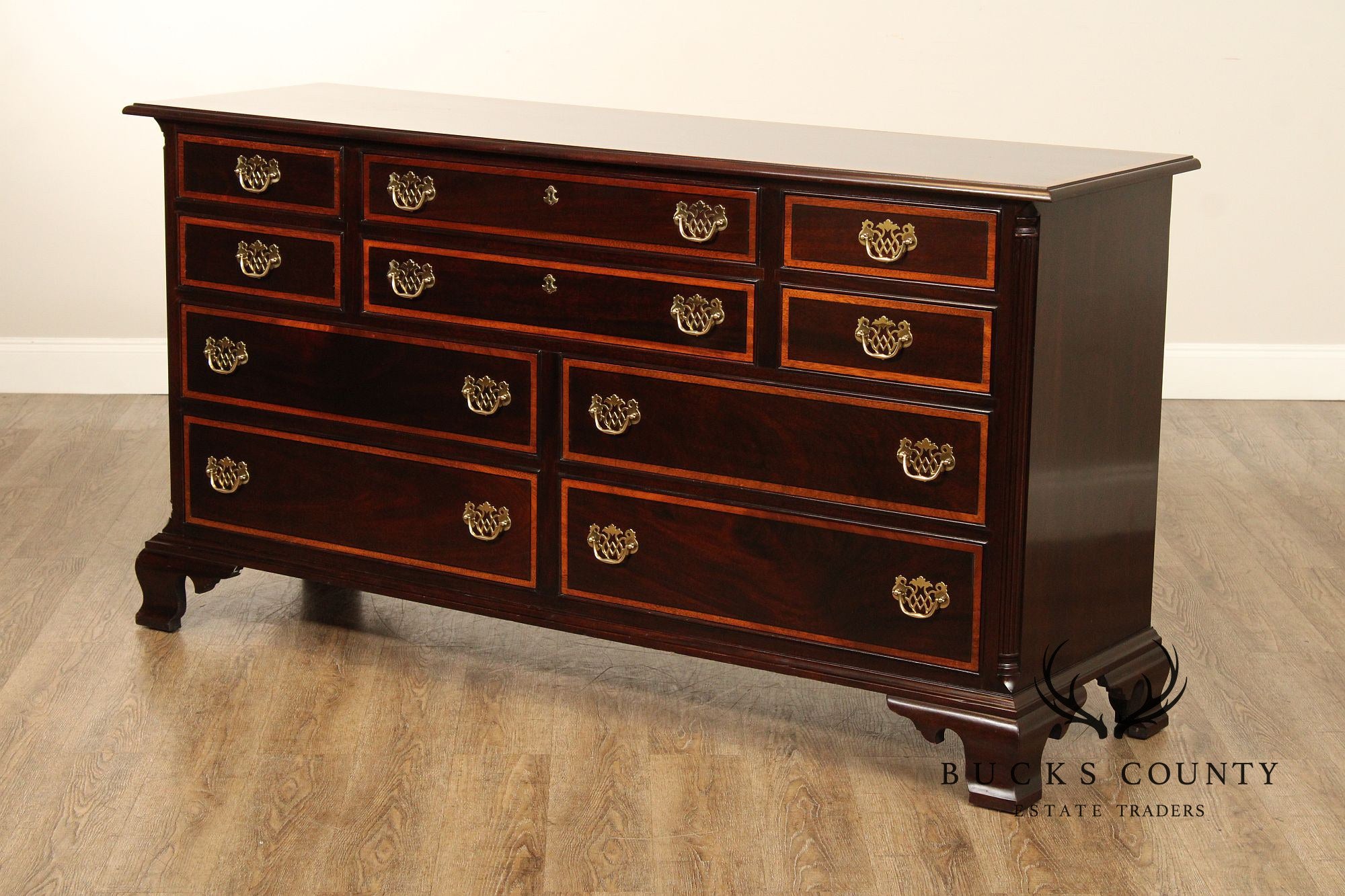 Stickley Georgian Style Inlaid Mahogany Dresser