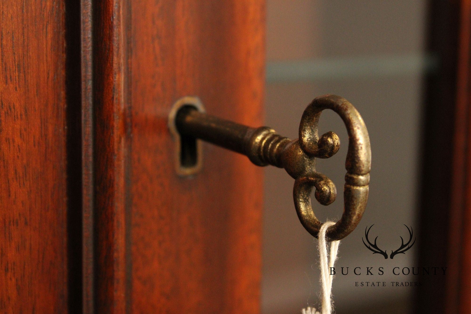 Henkel Harris Georgian Style Inlaid Mahogany Breakfront Bookcase