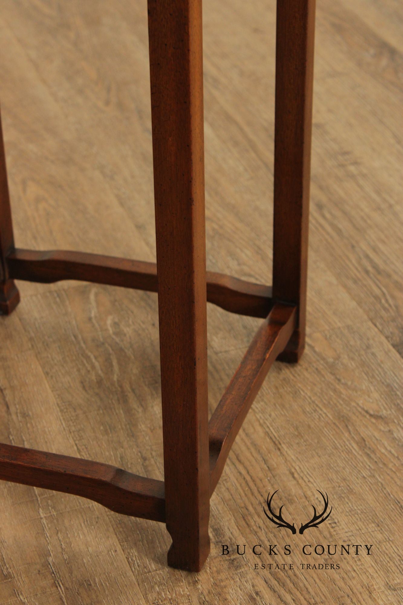 Baker Asian Inspired Pair of Mahogany Pedestal Plant Stands