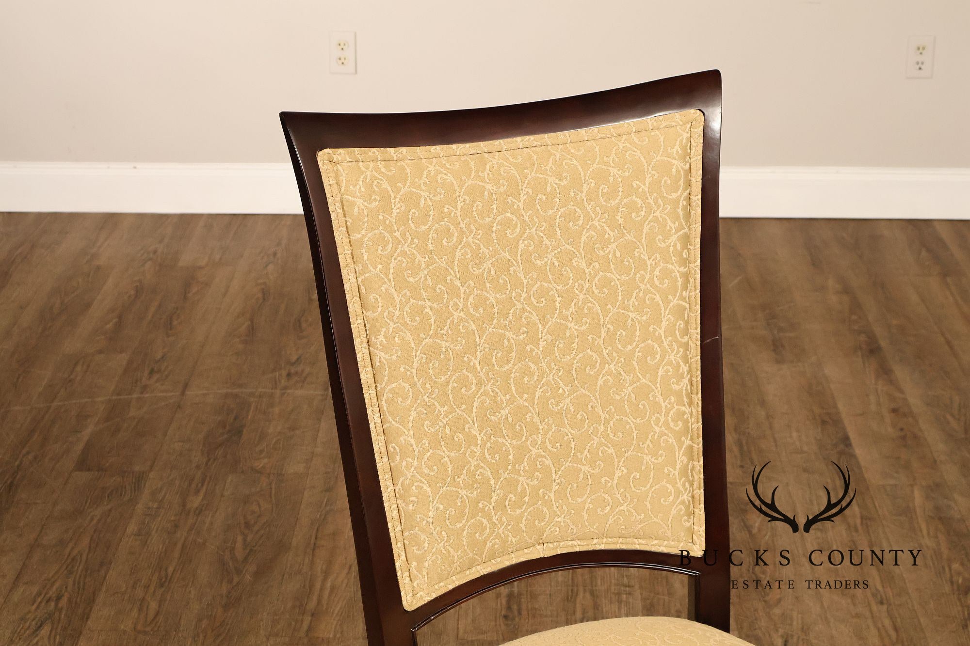 Thomasville Transitional Set of Eight Mahogany Dining Chairs