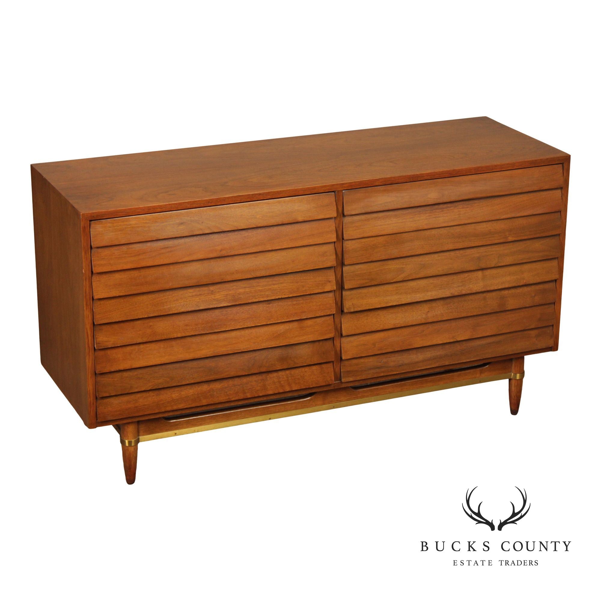Merton Gershun For American Of Martinsville Mid-Century Modern Walnut Dresser