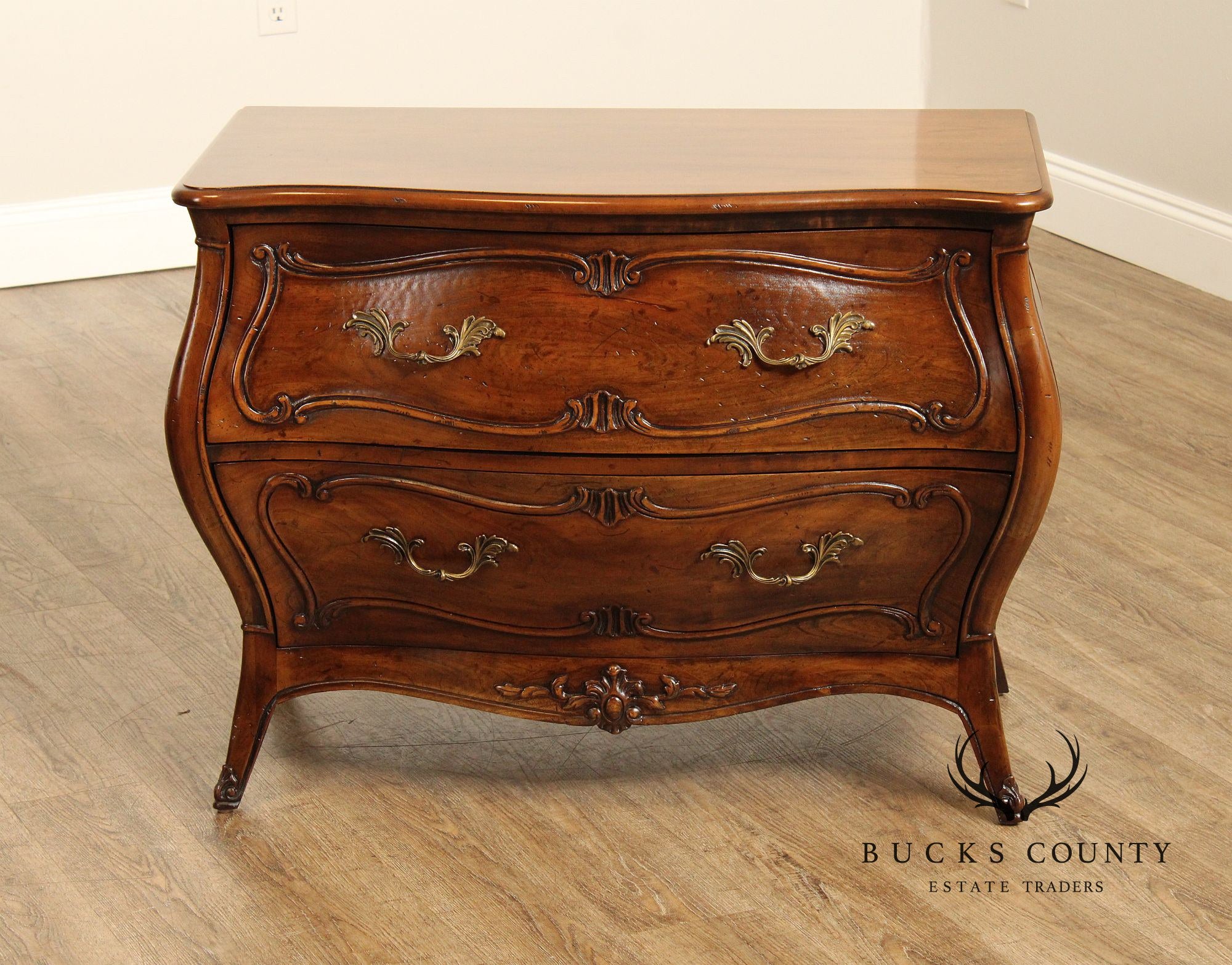 Henredon 'Folio 10' French Louis XV Style Walnut Bombe Commode