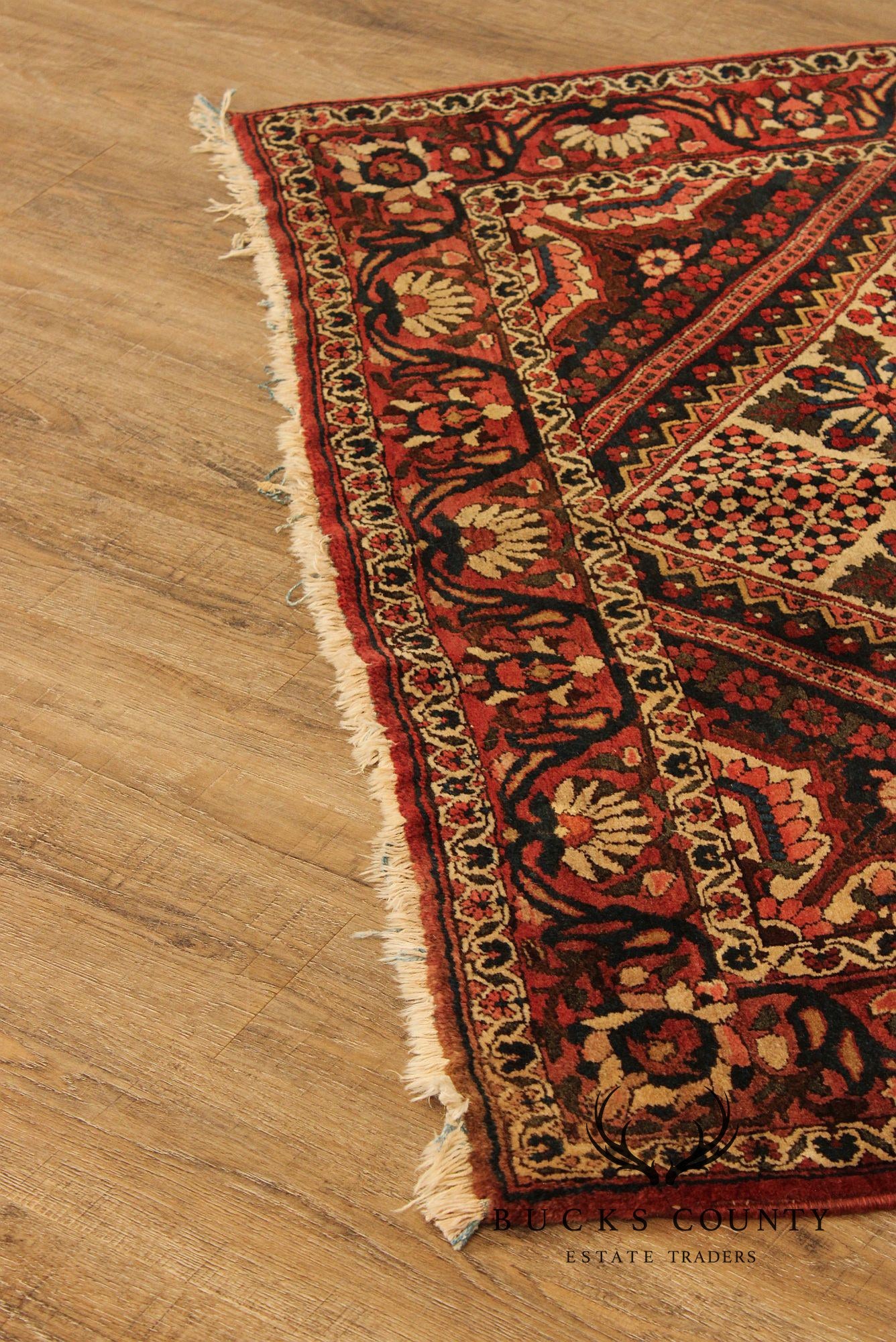 Persian Qashqai Hand Knotted Wool Area Rug 6' 9" x 4' 7"