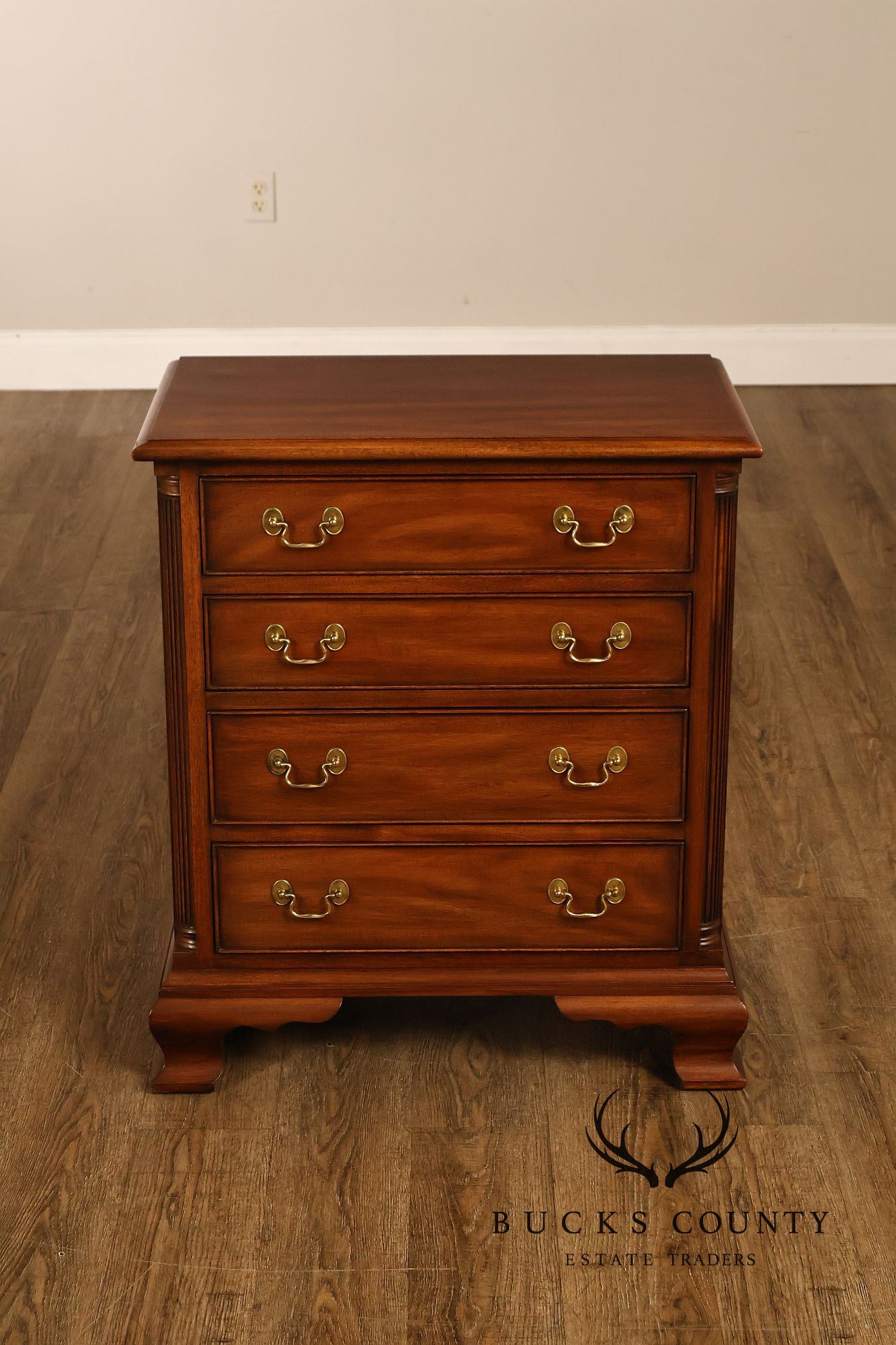 Henkel Harris Georgian Style Mahogany Bedside Chest