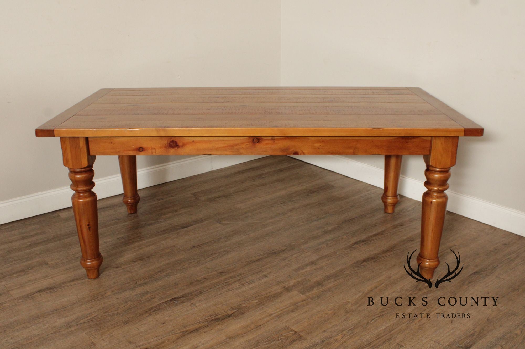 Pottery Barn Farmhouse Style Pine Extending Dining Table