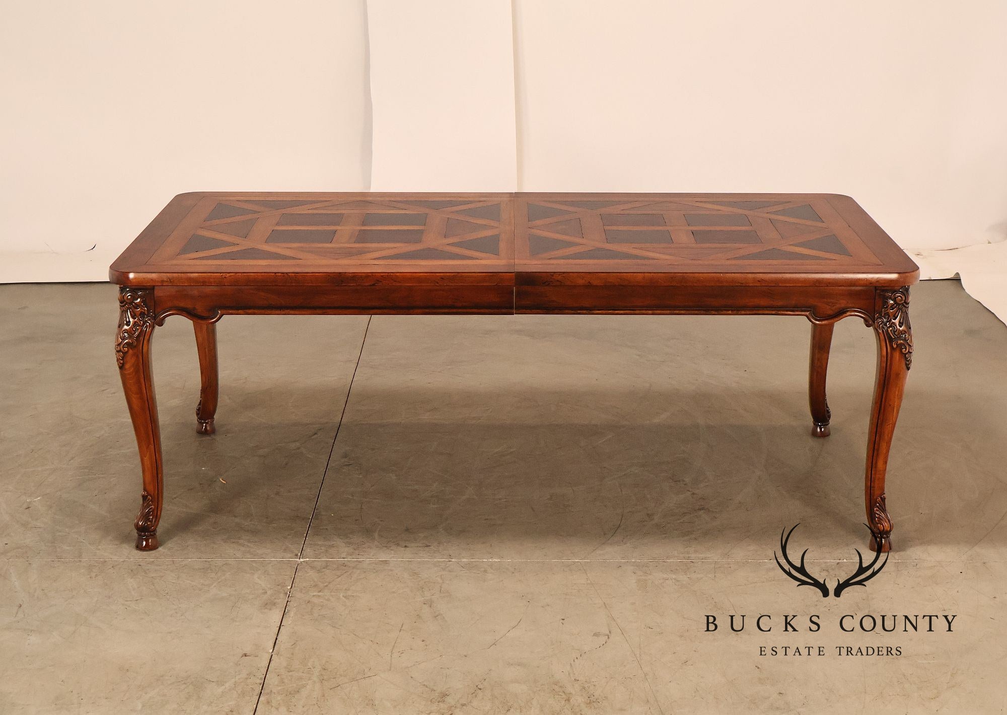 Henredon French Provincial Style Parquetry Top Expandable Dining Table