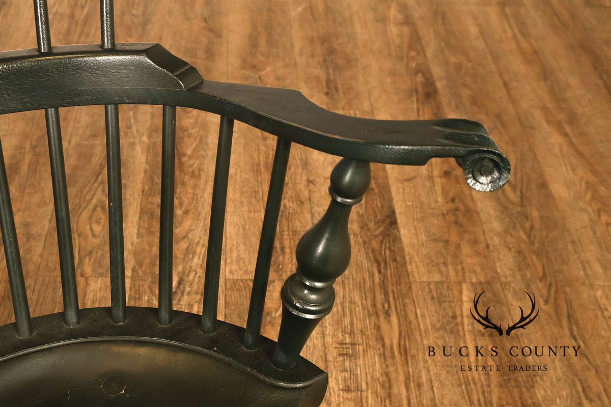 River Bend Chair Co. Set Of Eight Dark Green Painted Comb Back Windsor Dining Chairs