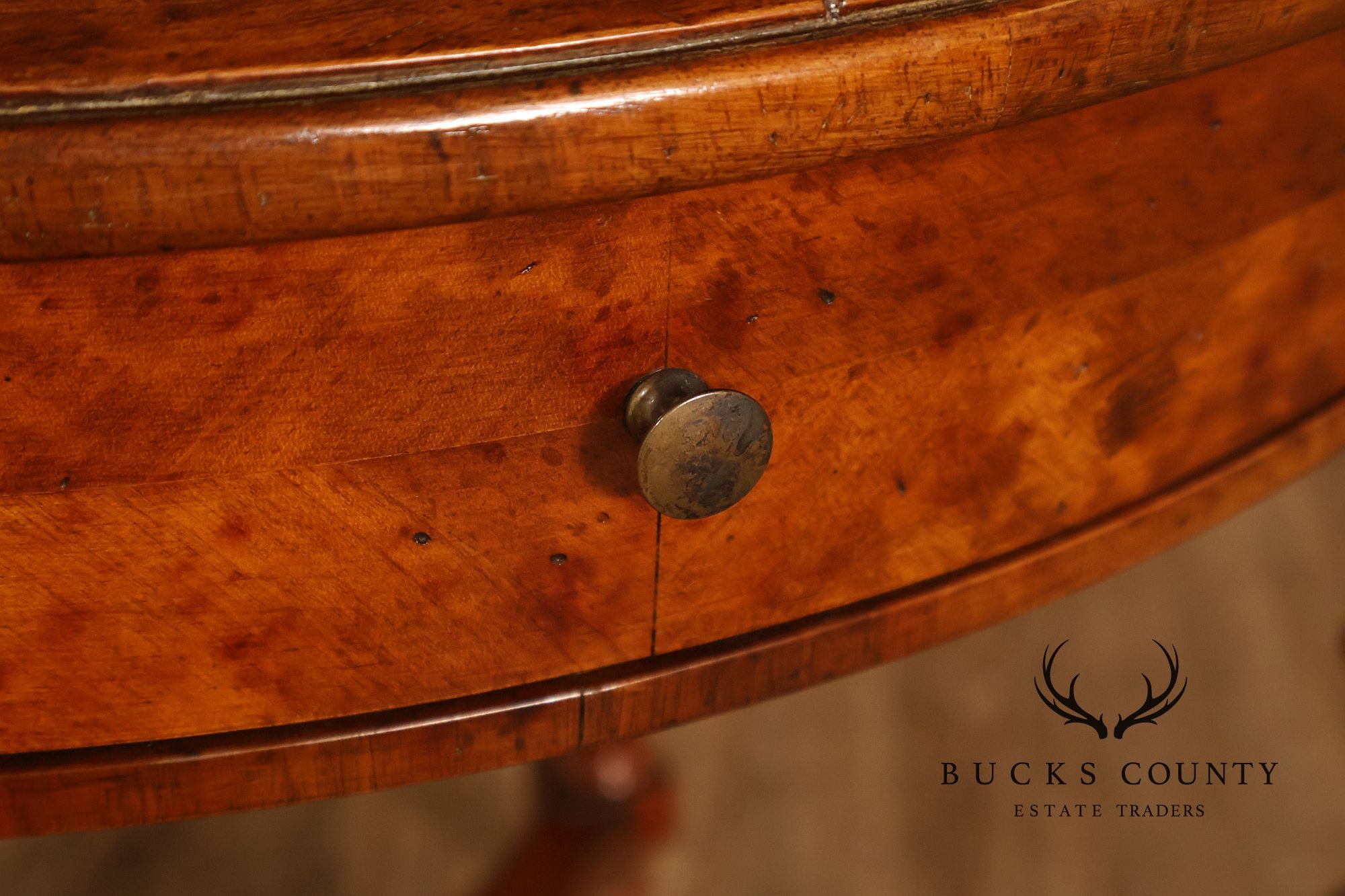Koypthe Continental Style Walnut And Burl Walnut Inlaid Accent Table
