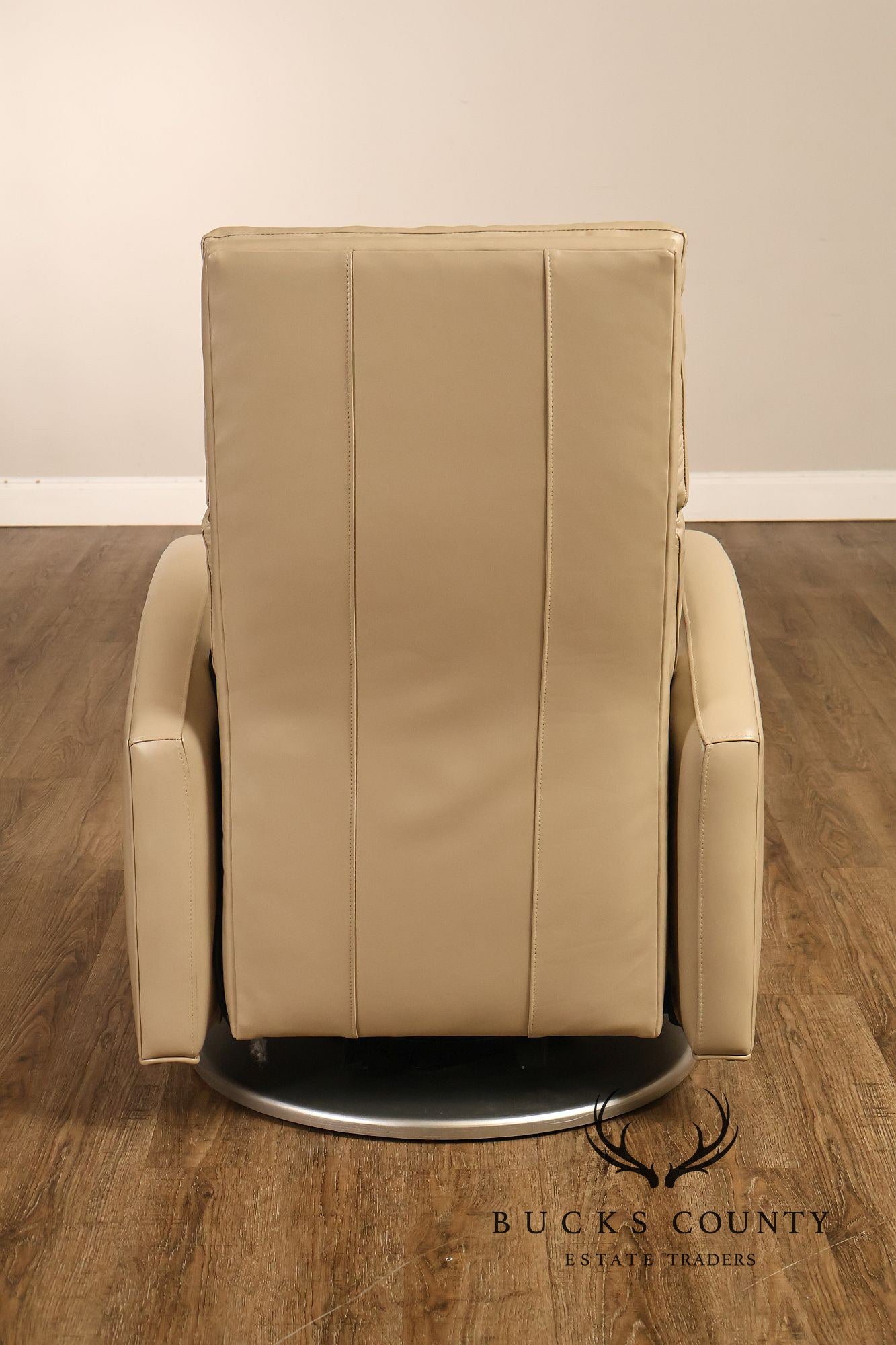 Hancock & Moore Pair of Leather Milo Power Recliners