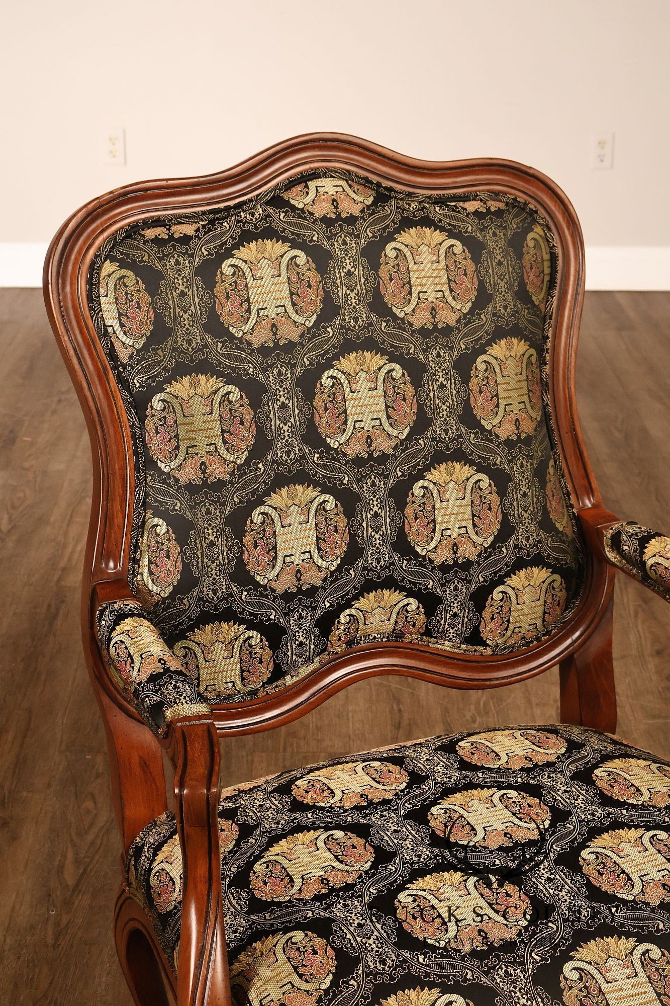 Ethan Allen French Louis XV Style Pair of Fauteuil Armchairs