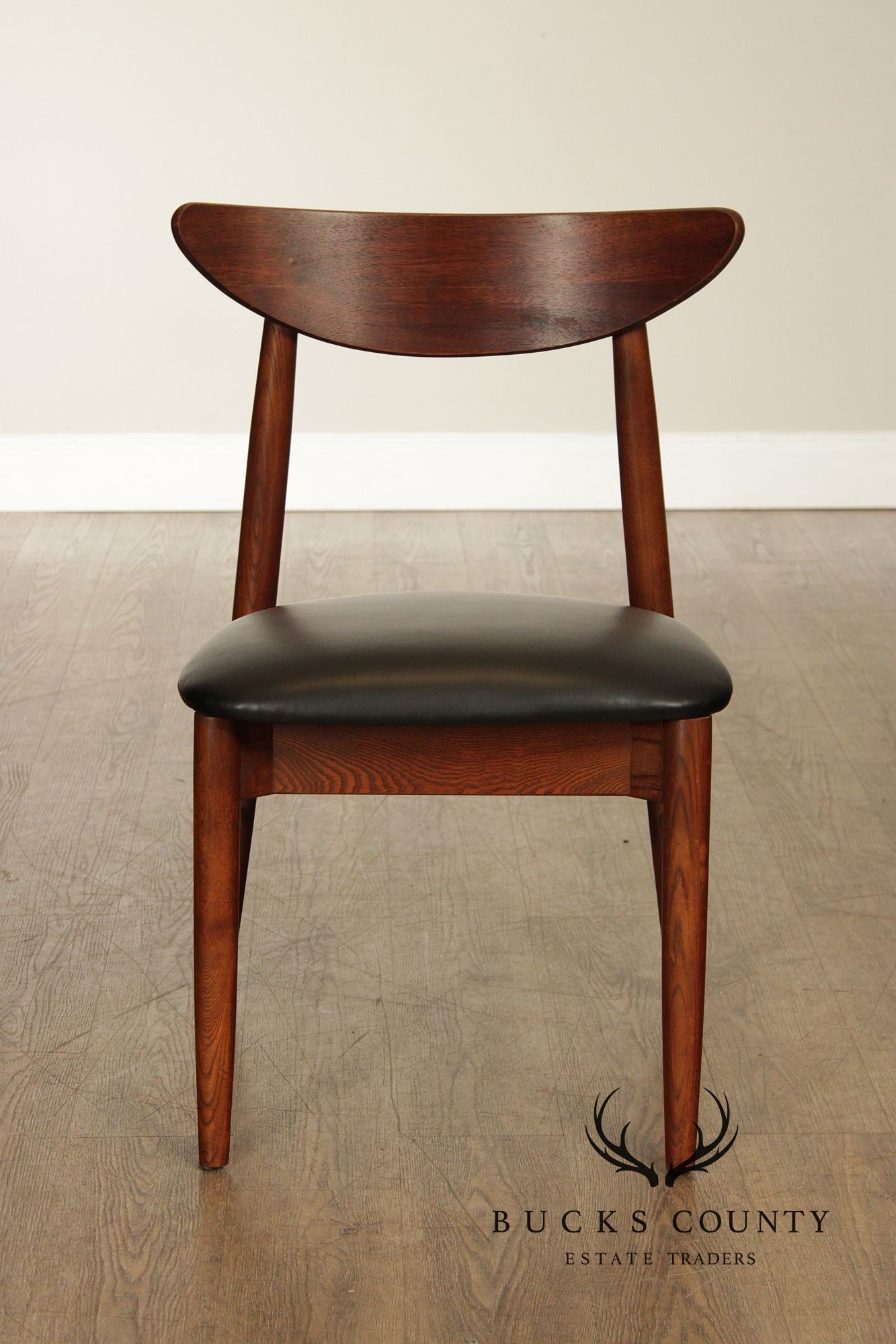 Stanley Furniture Mid Century Modern Walnut Set Of Six Dining Chairs