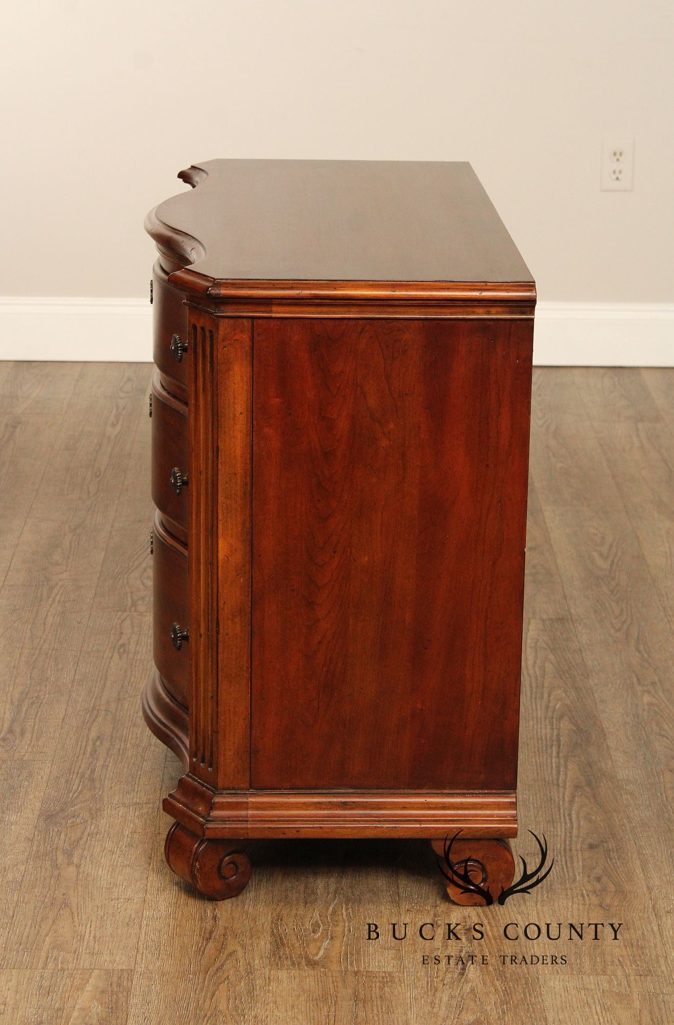 Ethan Allen Tuscany Collection Pair of 'Emmett' Nightstands