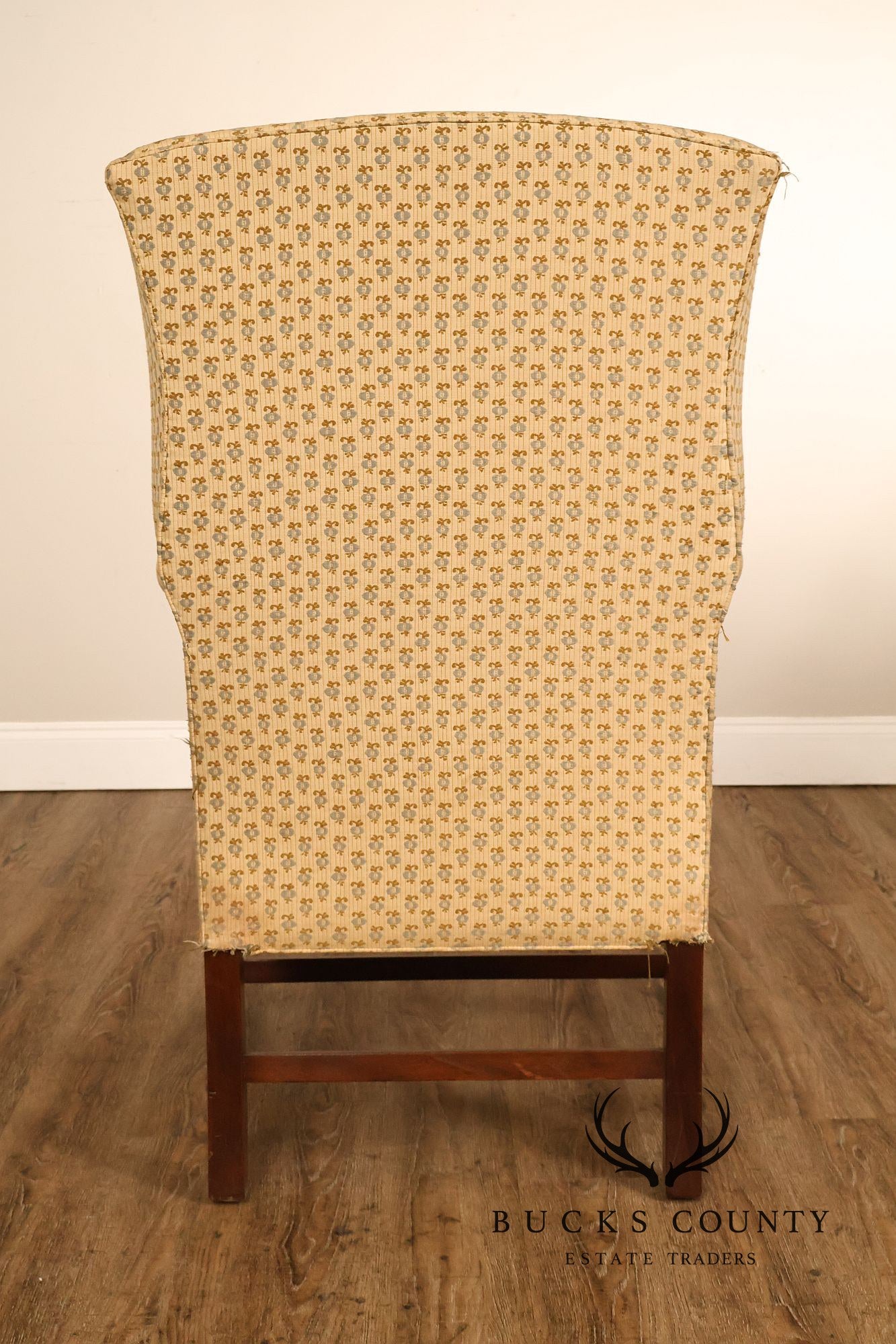 Kittinger Williamsburg Adaptation Mahogany Wing Chair