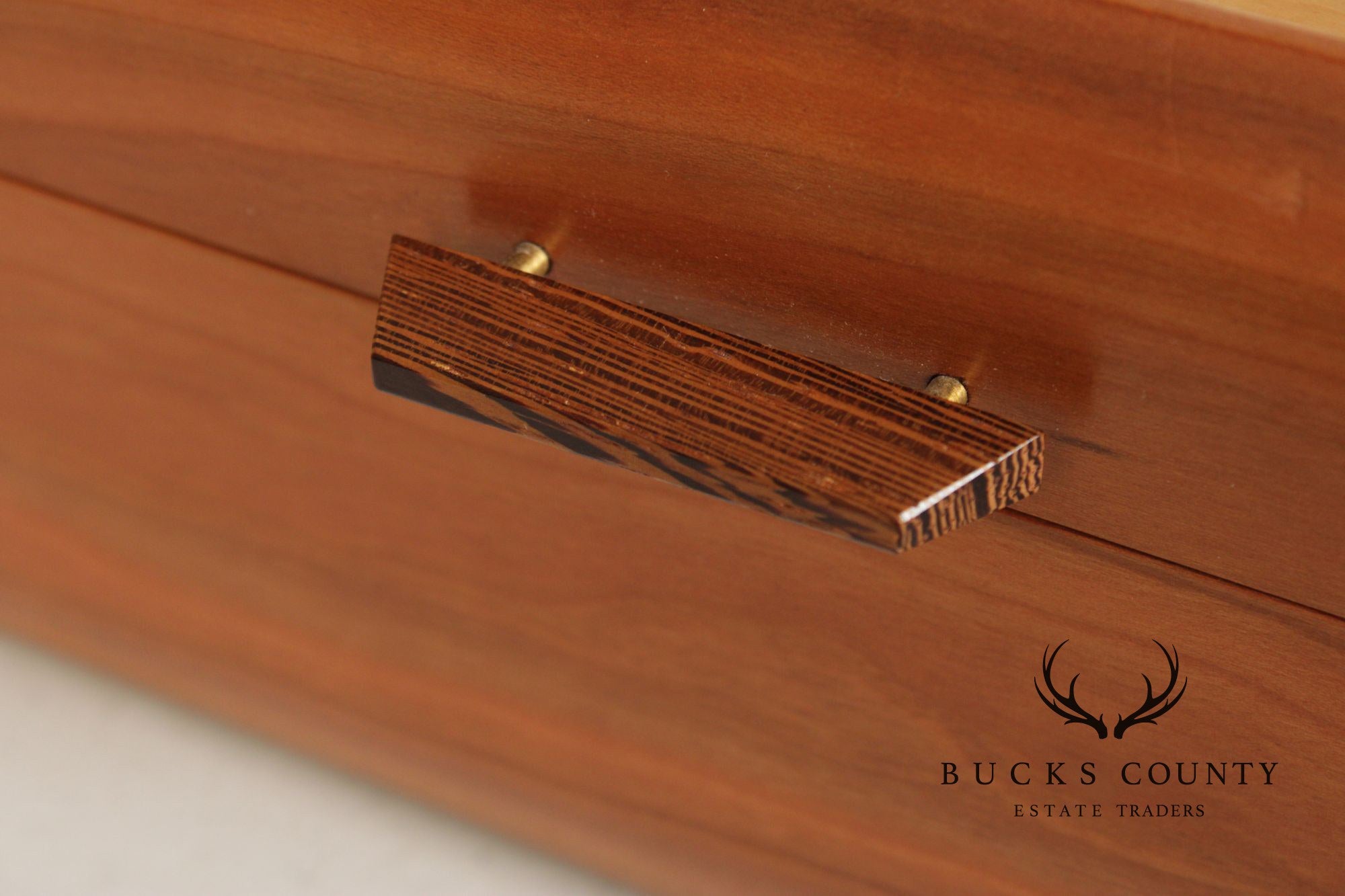 Studio Mixed Wood Desktop Cigar Humidor