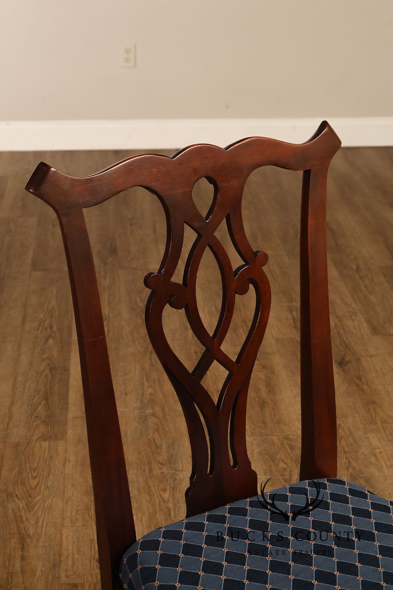 Pennsylvania House Chippendale Style Mahogany Set of 8 Dining Chairs