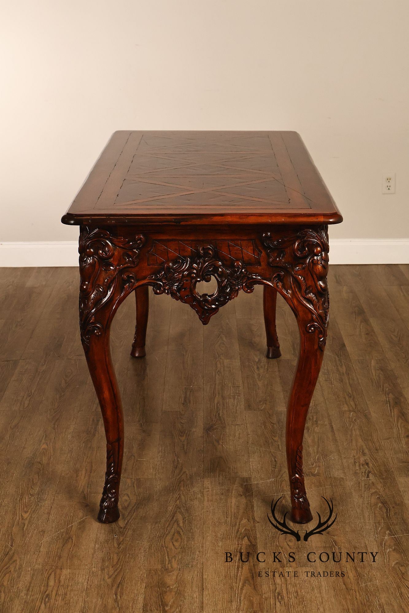 Henredon Carved Mahogany French Louis XV Style Console Table