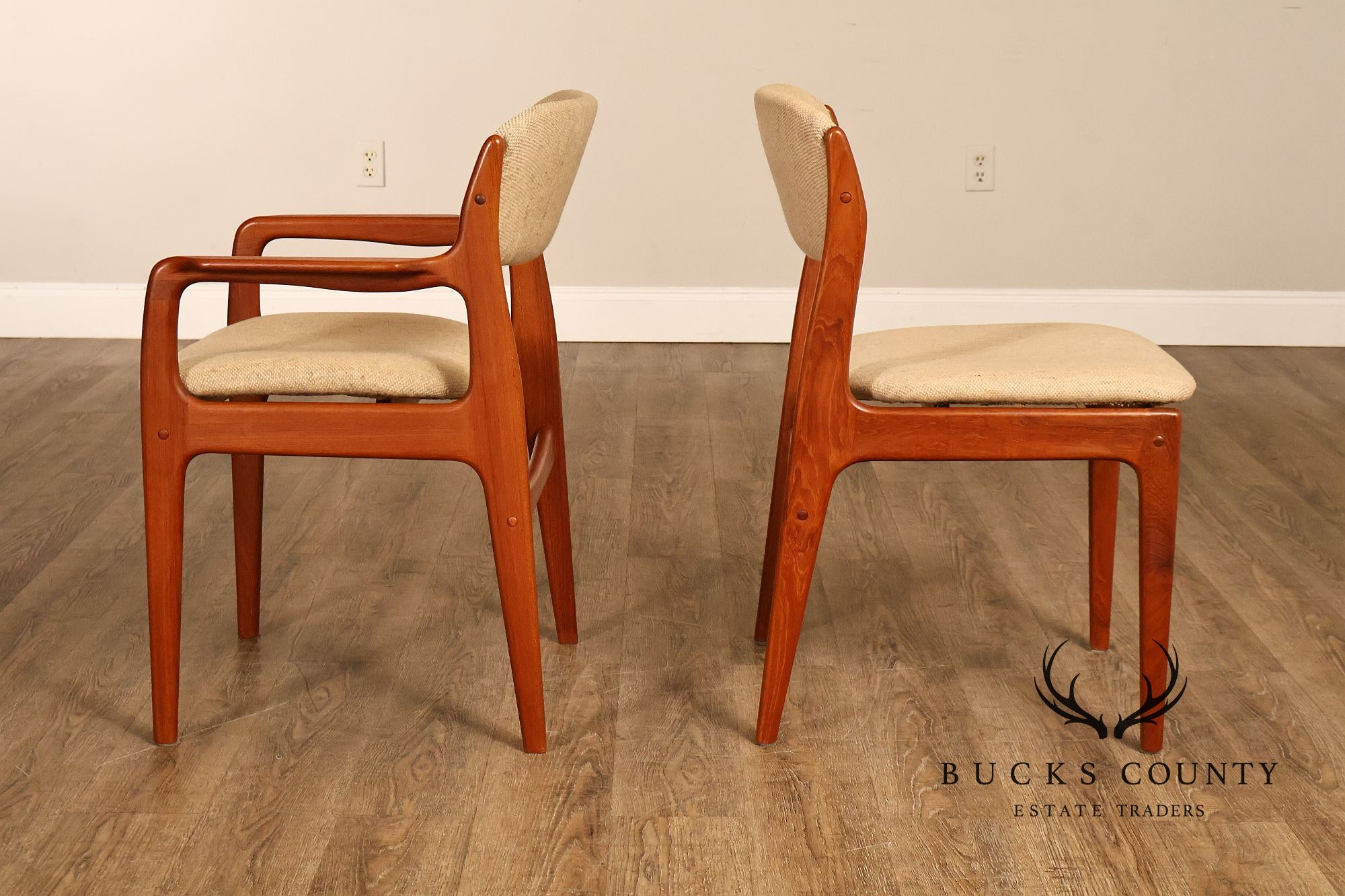 Benny Lindén Design Set Of 8 Teak Dining Chairs