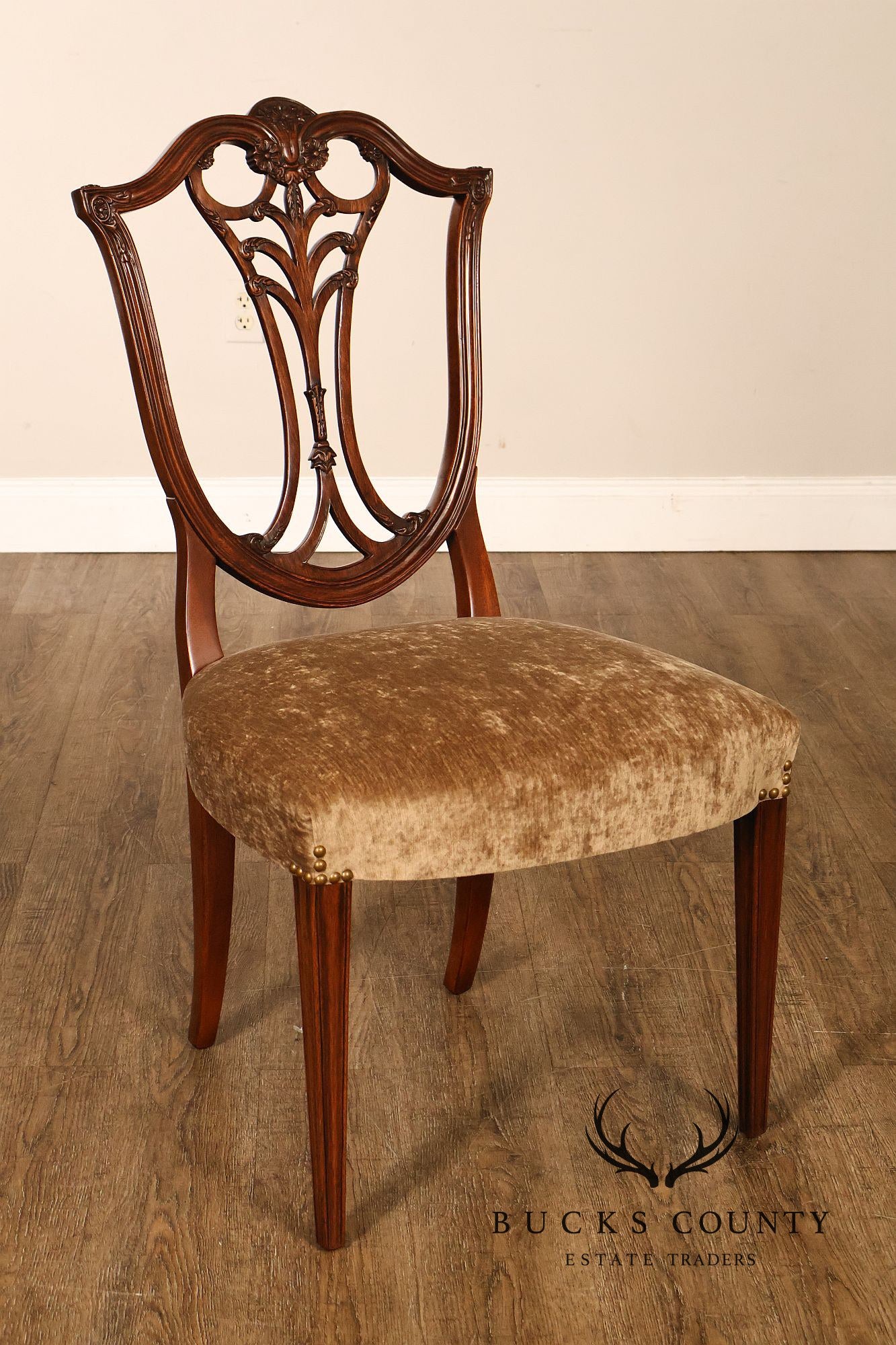 Karges Federal Style Set of Eight Mahogany Dining Chairs