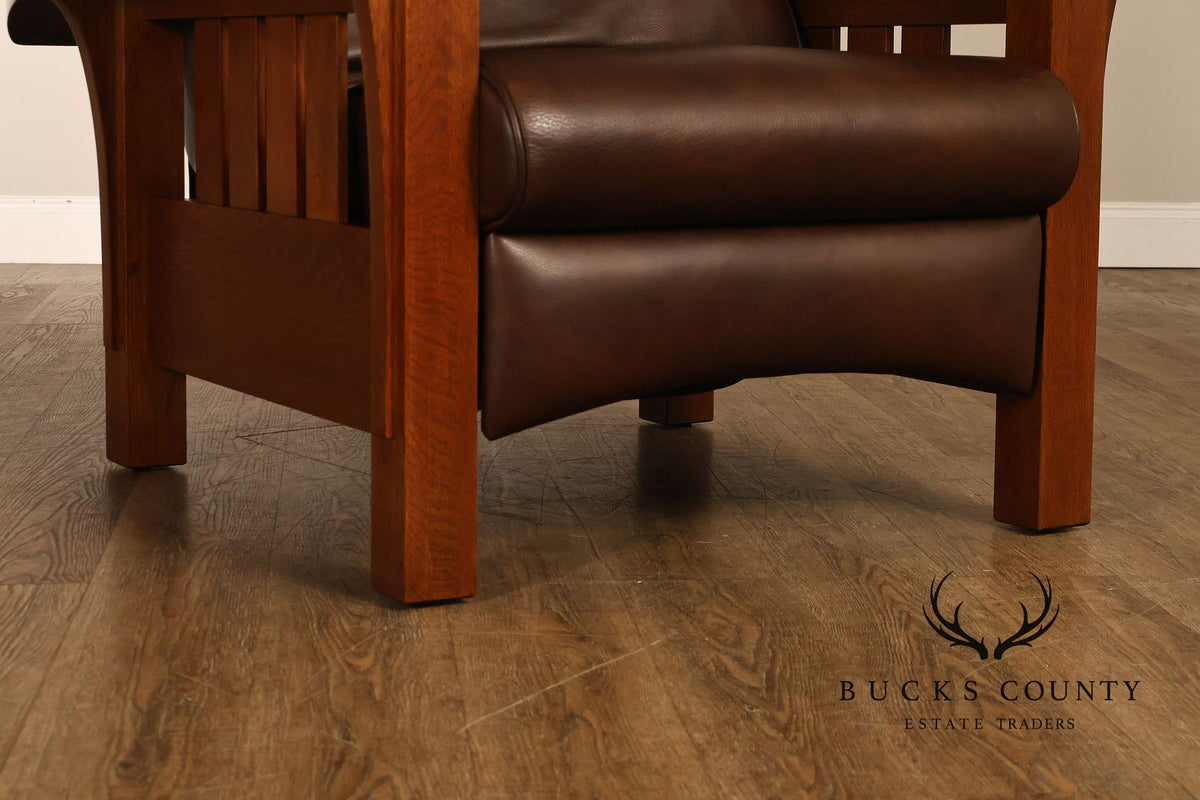 Stickley Mission Collection Pair of Bustle Back Bow Arm Morris Recliners