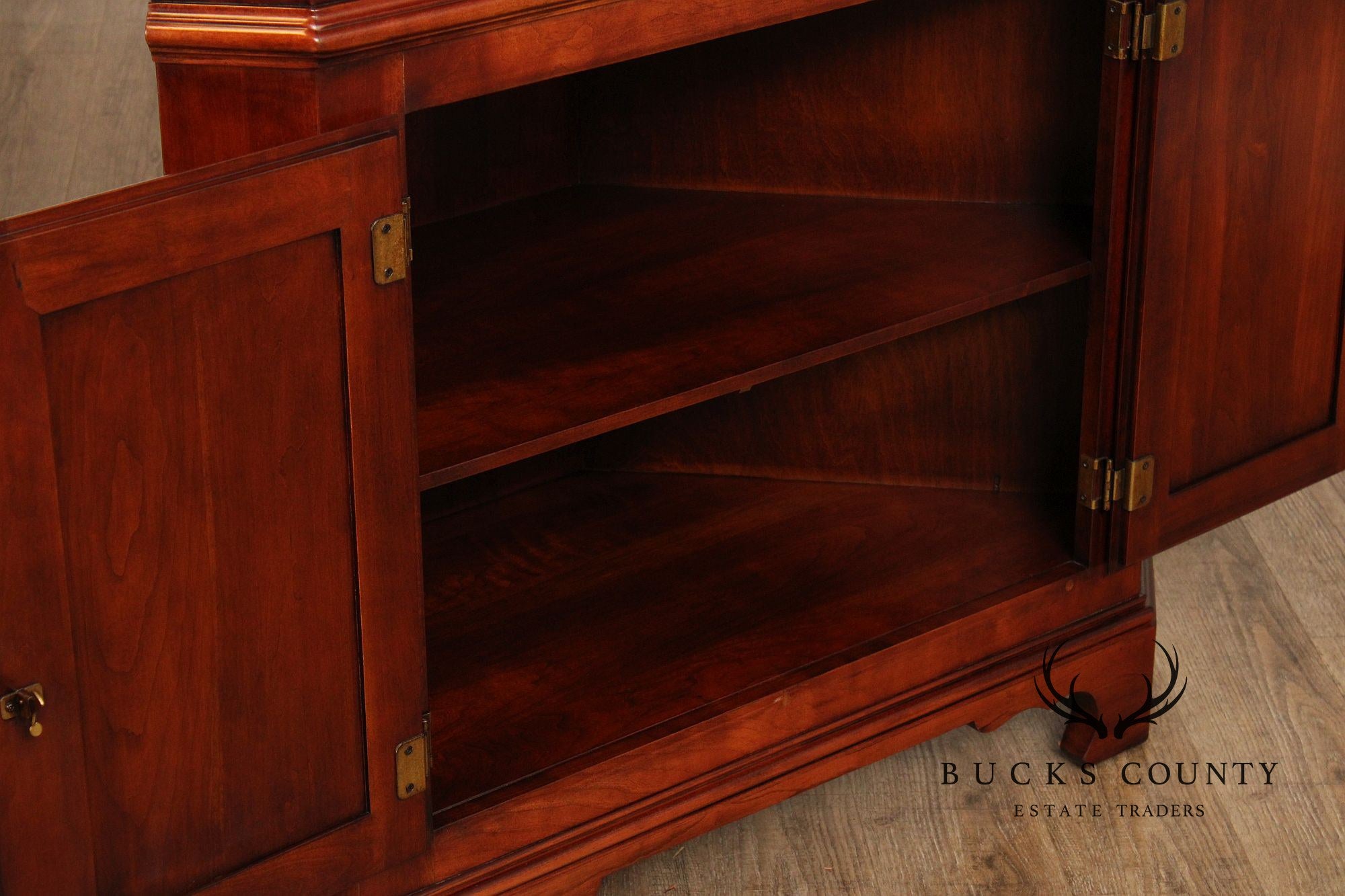 Statton Chippendale Style Cherry Corner Cabinet