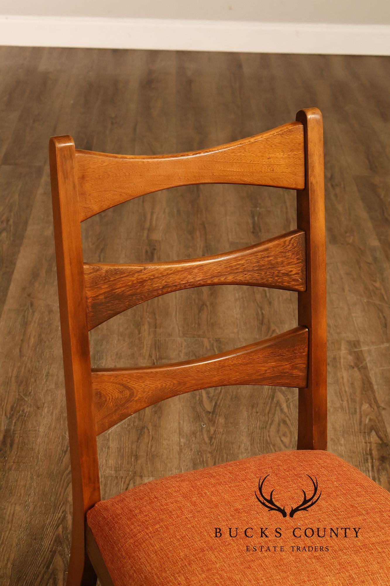 Mid Century Modern Set Of Four Walnut Dining Chairs