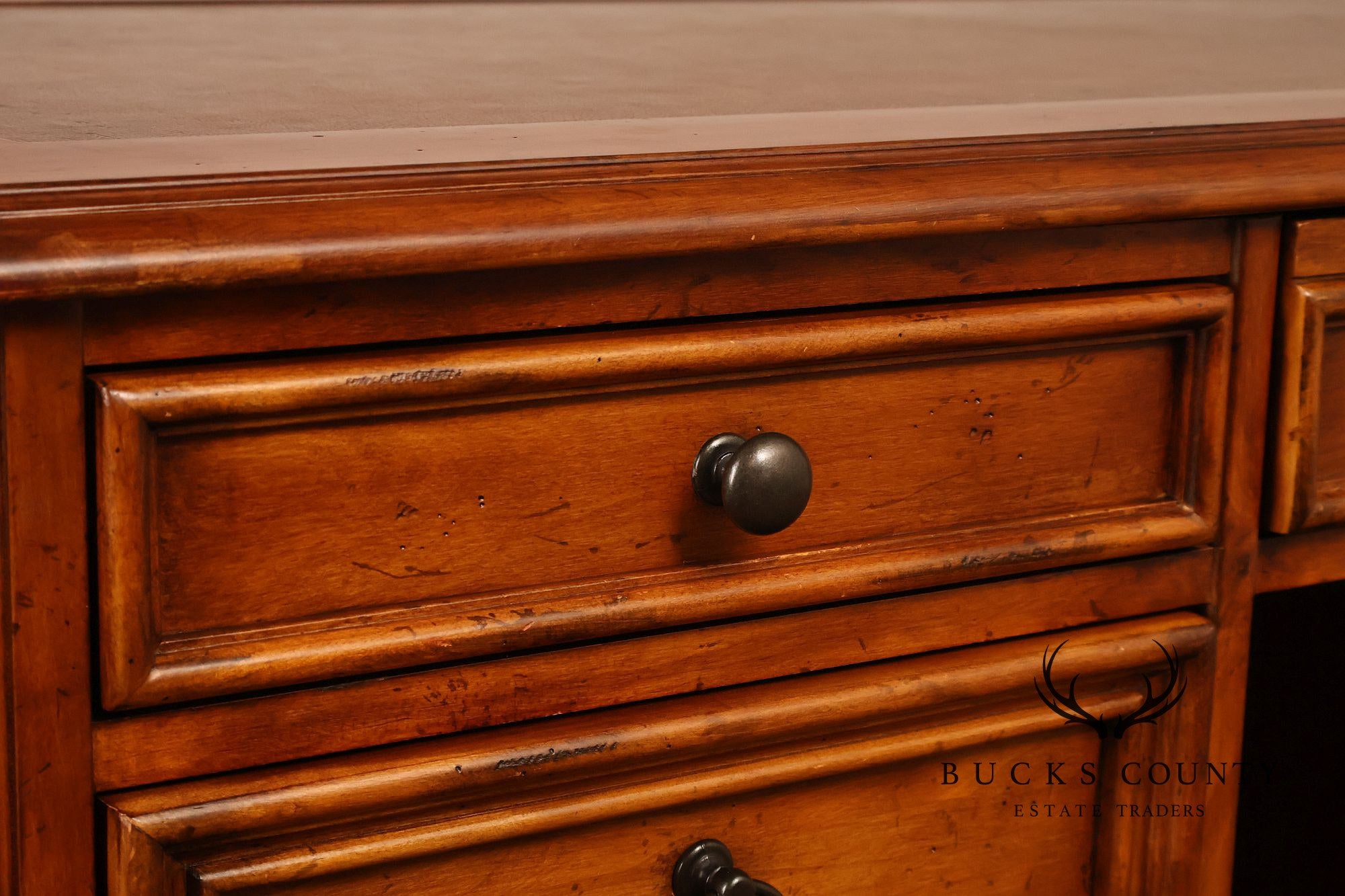 Sligh Traditional Style Leather Top Executive Desk