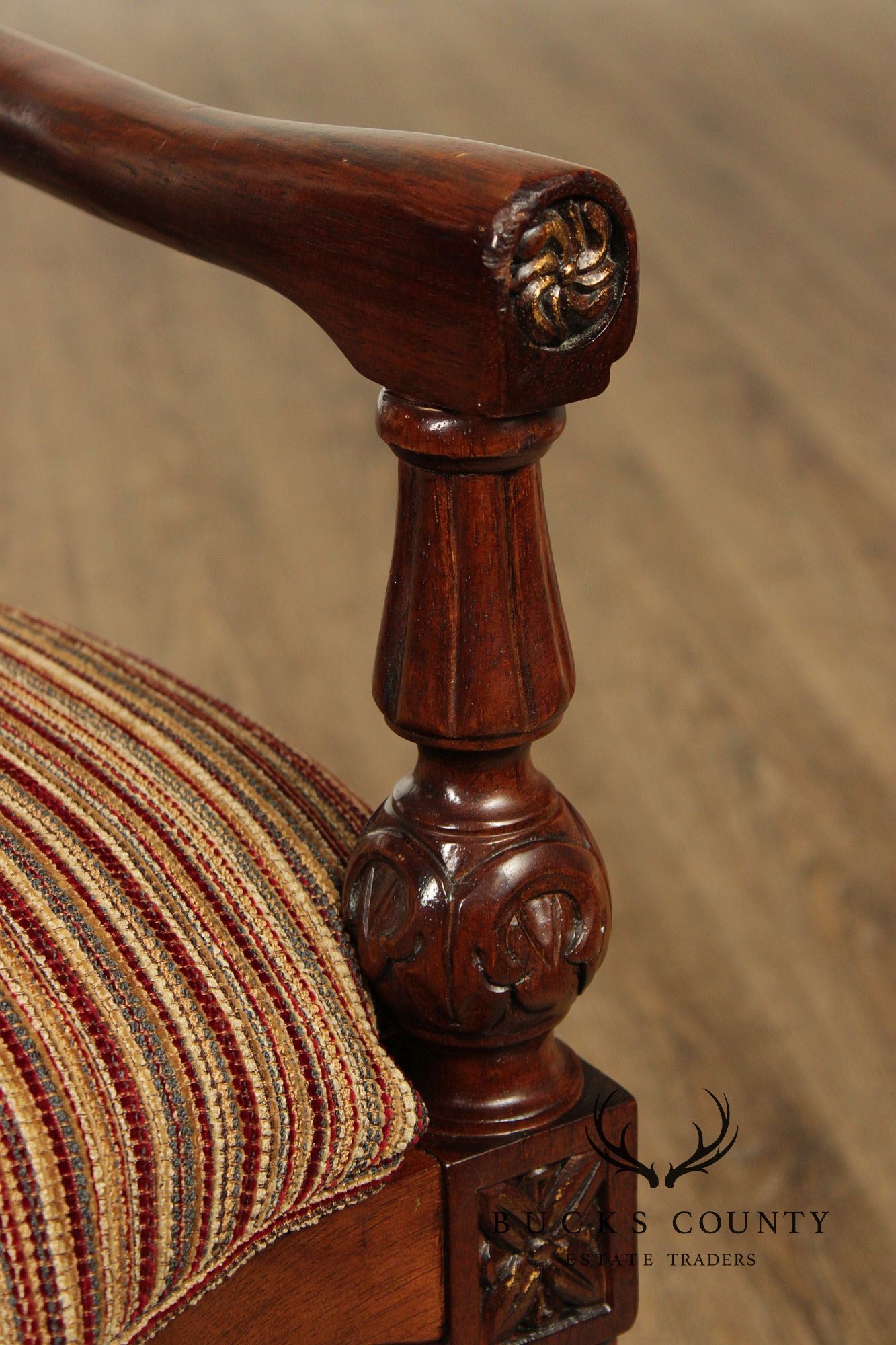 Century Furniture Set of Eight Wheat Sheaf Dining Chairs