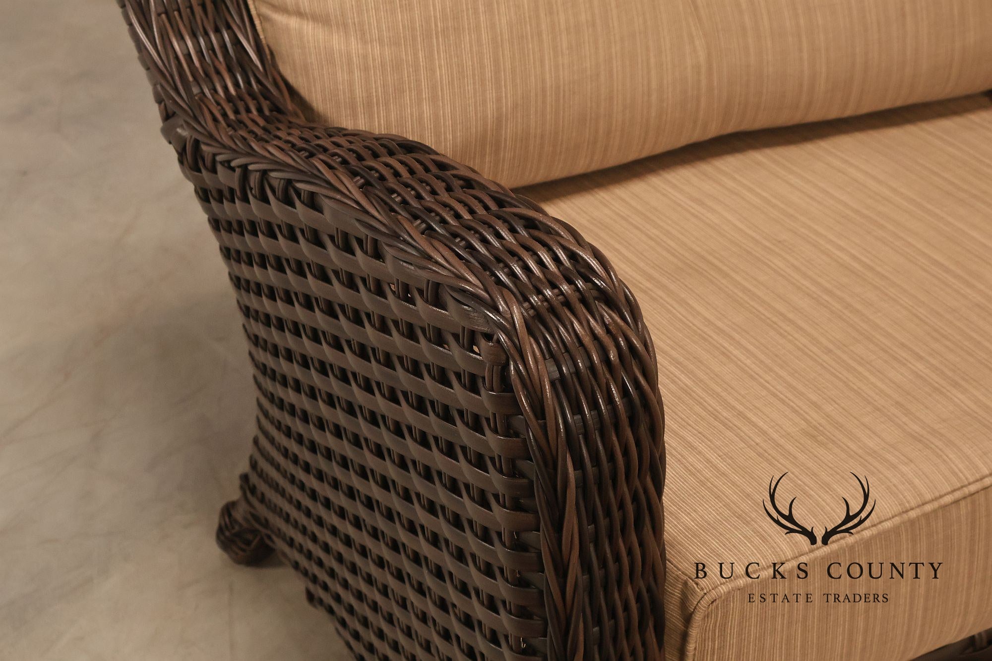Nothhcape Outdoor Wicker Curved 'Richmond' Patio Sofa With Sunbrella Cushions