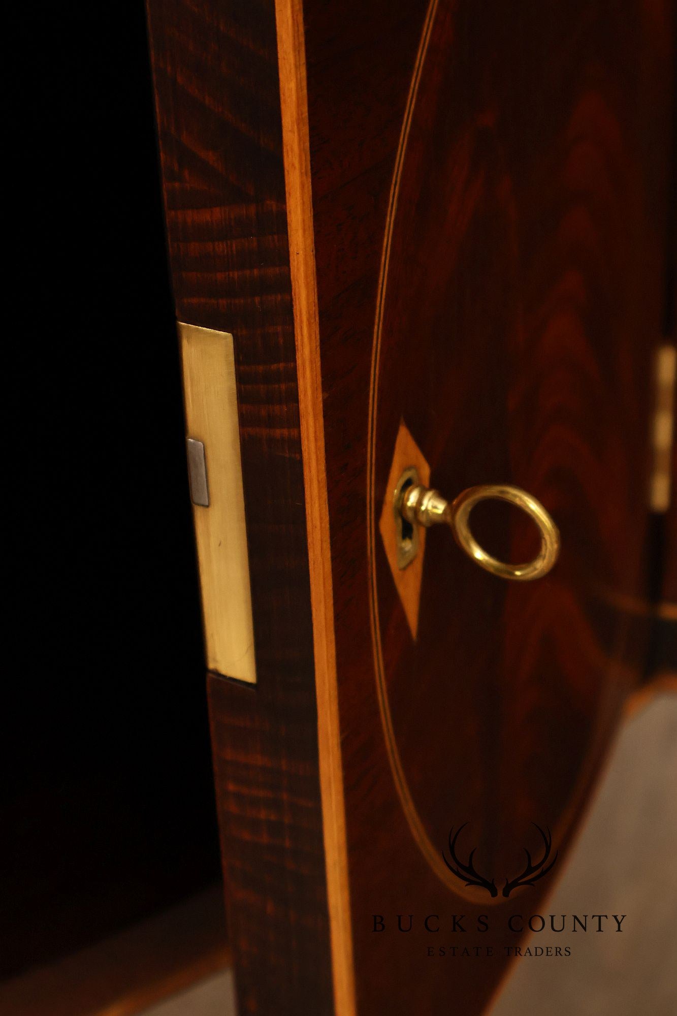Kindel Federal Style Mahogany Inlaid Winterthur Sideboard