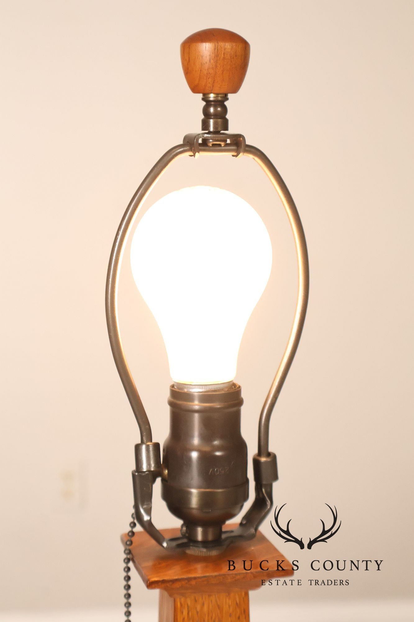 Stickley Mission Collection Oak Table Lamp with Art Glass Shade