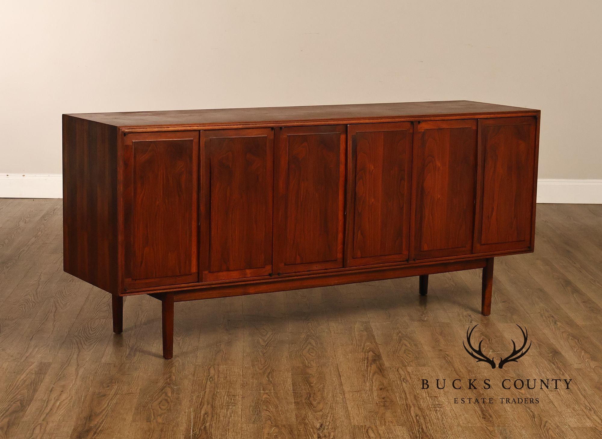 Jack Cartwright Founders Mid Century Modern Walnut Credenza Sideboard