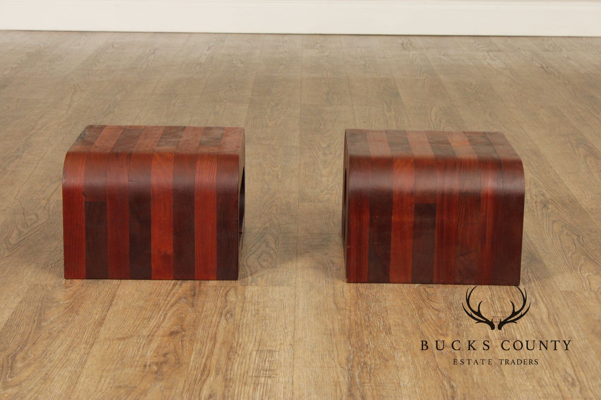 Mid Century Modern Pair of Rosewood Speaker Stands