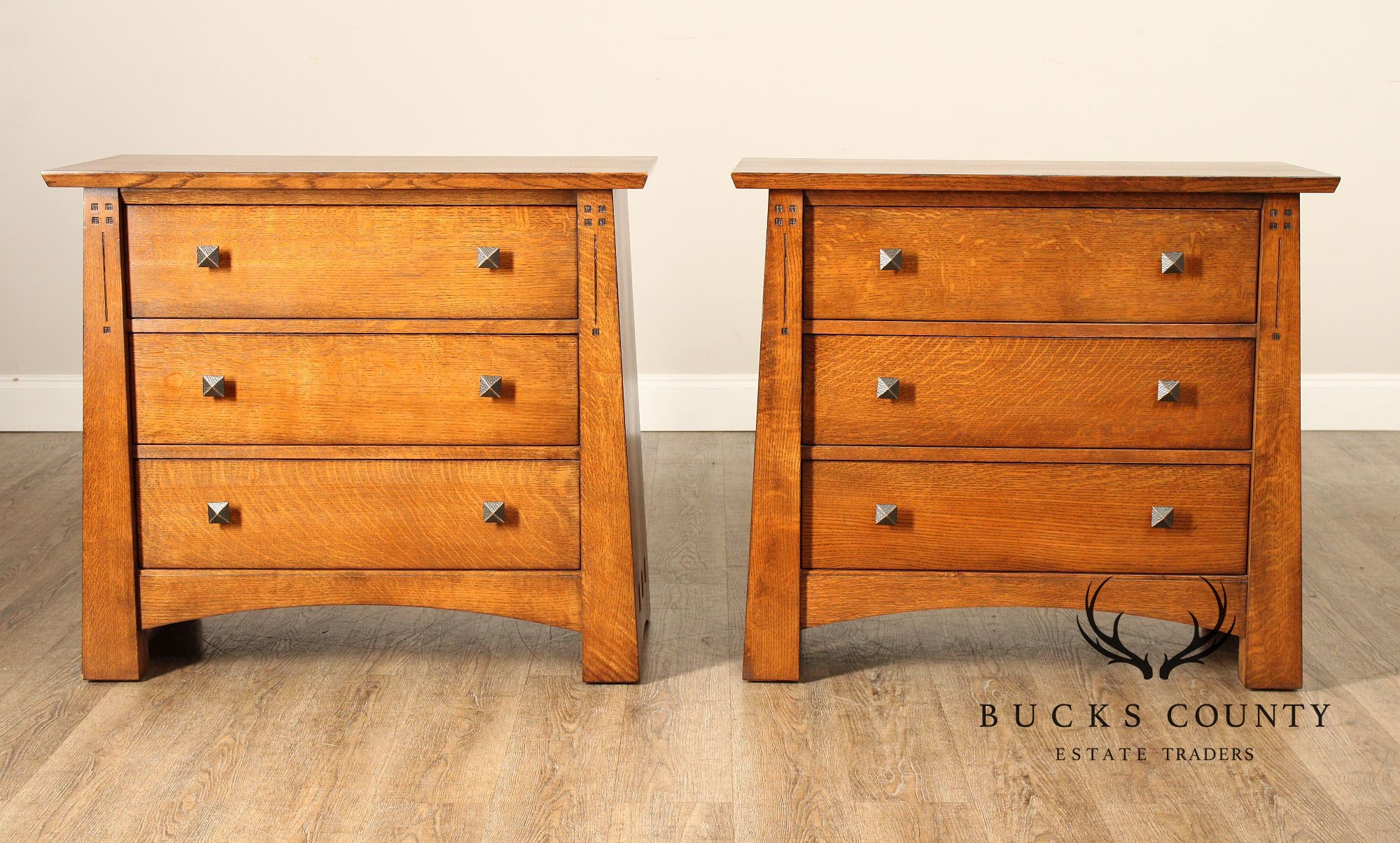 Stickley 'Highlands' Pair of Three Drawer Oak Nightstands